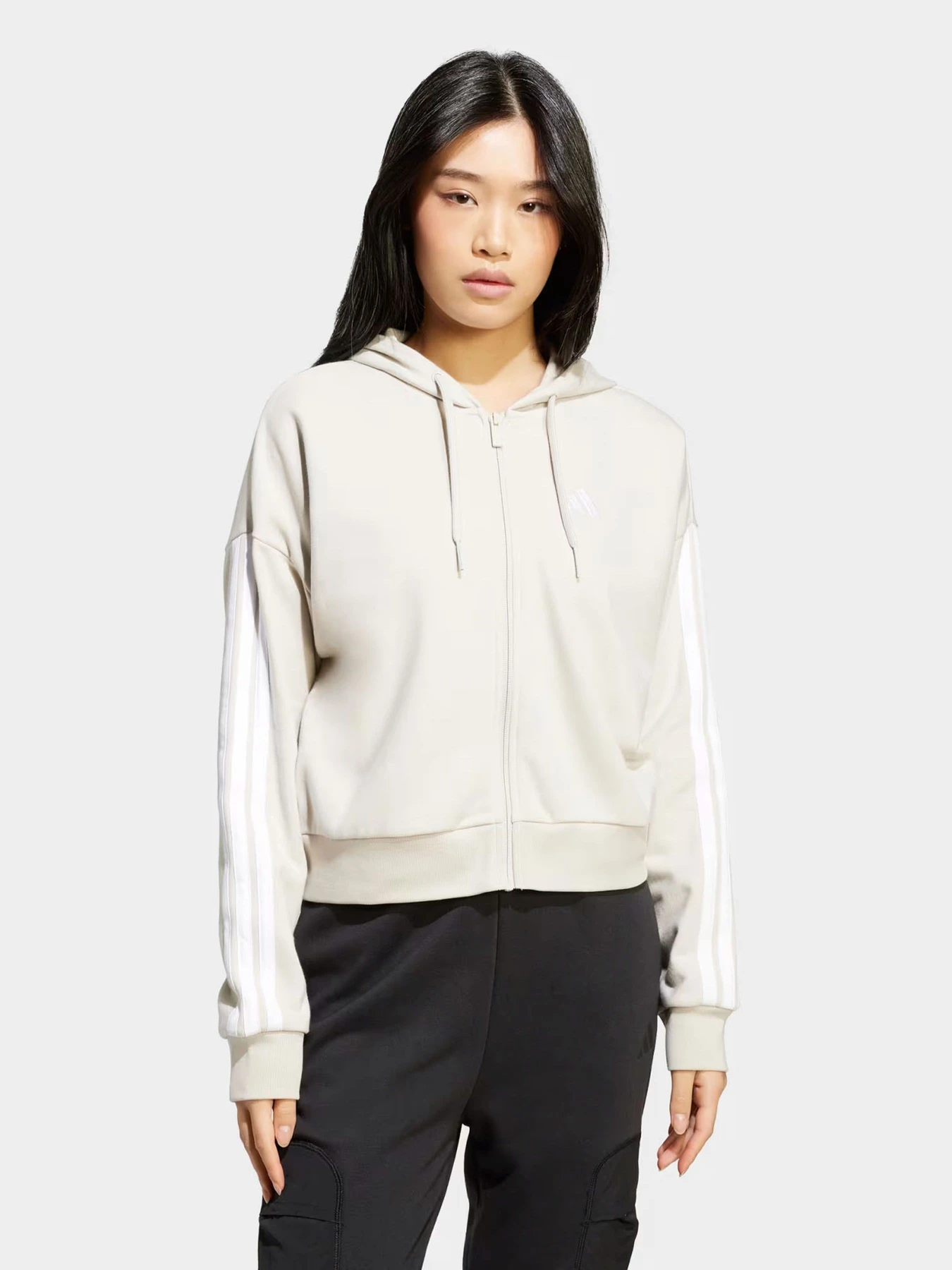 Худи и свитшоты Adidas ESSENTIALS 3-STRIPES FRENCH TE модель JW1821 Худи и свитшоты Adidas ESSENTIALS 3-STRIPES FRENCH TE модель JW1821 Фото