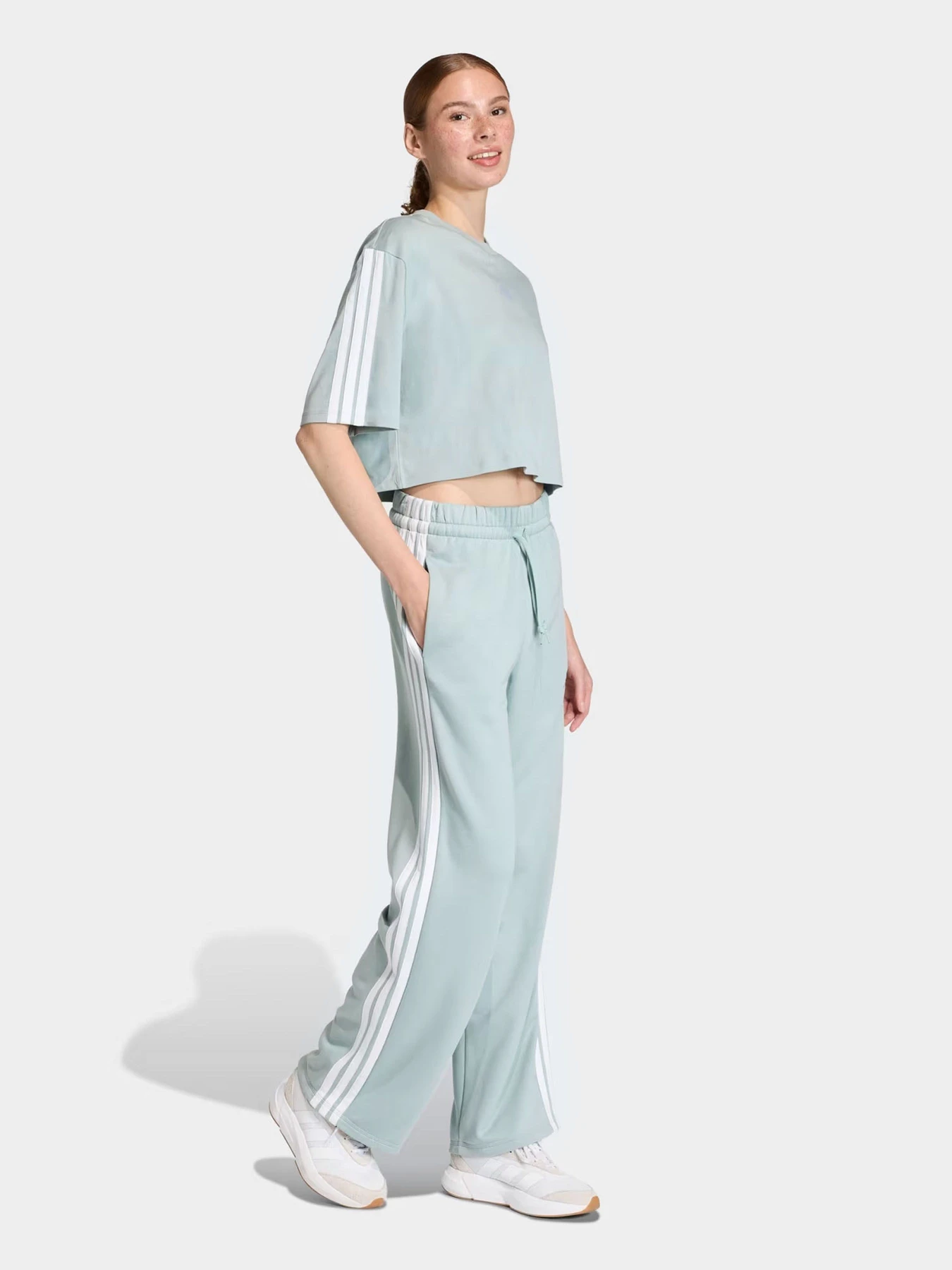 Футболки и поло Adidas ESSENTIALS 3-STRIPES COTTON LO модель KC5223 Футболки и поло Adidas ESSENTIALS 3-STRIPES COTTON LO модель KC5223 Фото