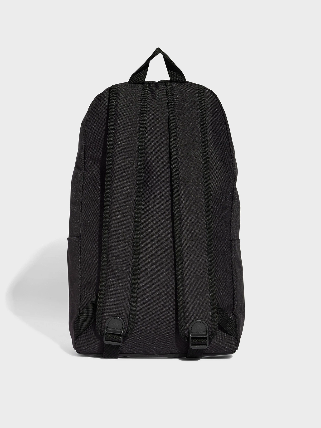 Рюкзаки Adidas CLASSIC DAILY 22,75L модель JD9567 Рюкзаки Adidas CLASSIC DAILY 22,75L модель JD9567 Фото