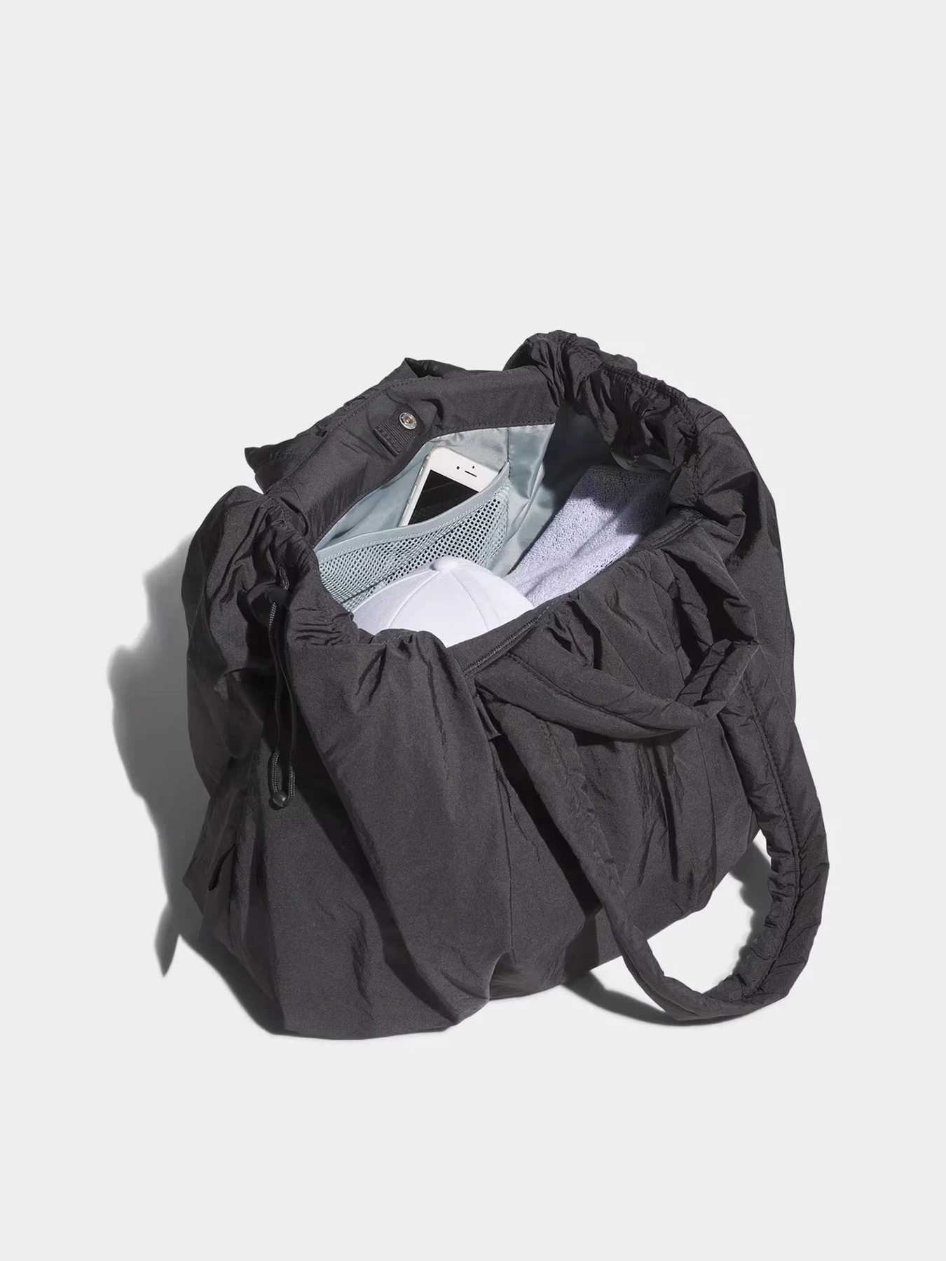 Сумки Adidas "MUST HAVES TOTE
" модель JZ2141 Сумки Adidas "MUST HAVES TOTE
" модель JZ2141 Фото