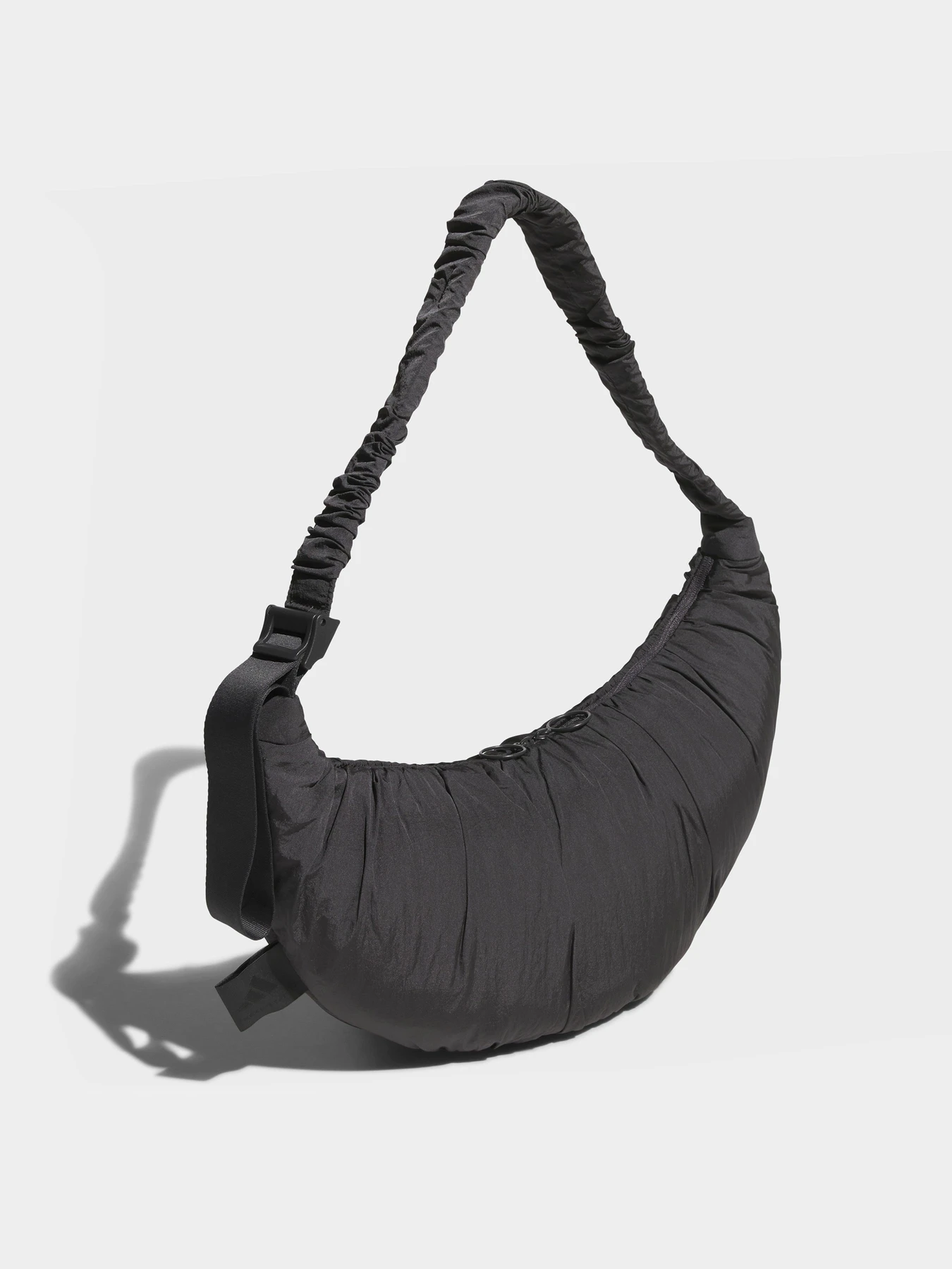 Сумки Adidas "MUST HAVES SHOULDER
" модель JZ2143 Сумки Adidas "MUST HAVES SHOULDER
" модель JZ2143 Фото