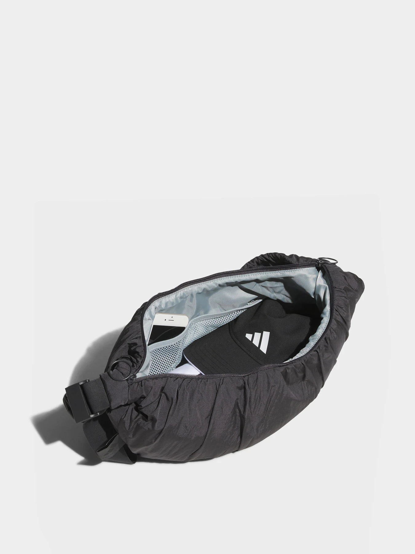 Сумки Adidas "MUST HAVES SHOULDER
" модель JZ2143 Сумки Adidas "MUST HAVES SHOULDER
" модель JZ2143 Фото
