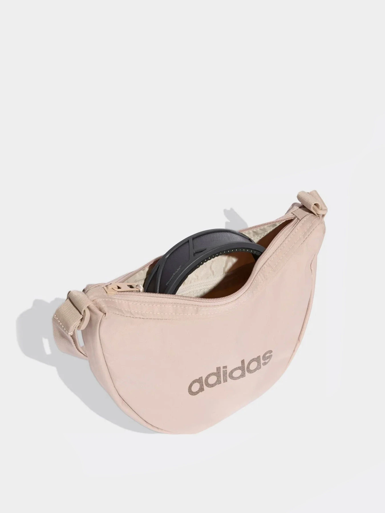 Сумки Adidas LINEAR ESSENTIALS FESTIVAL модель JZ7568 Сумки Adidas LINEAR ESSENTIALS FESTIVAL модель JZ7568 Фото