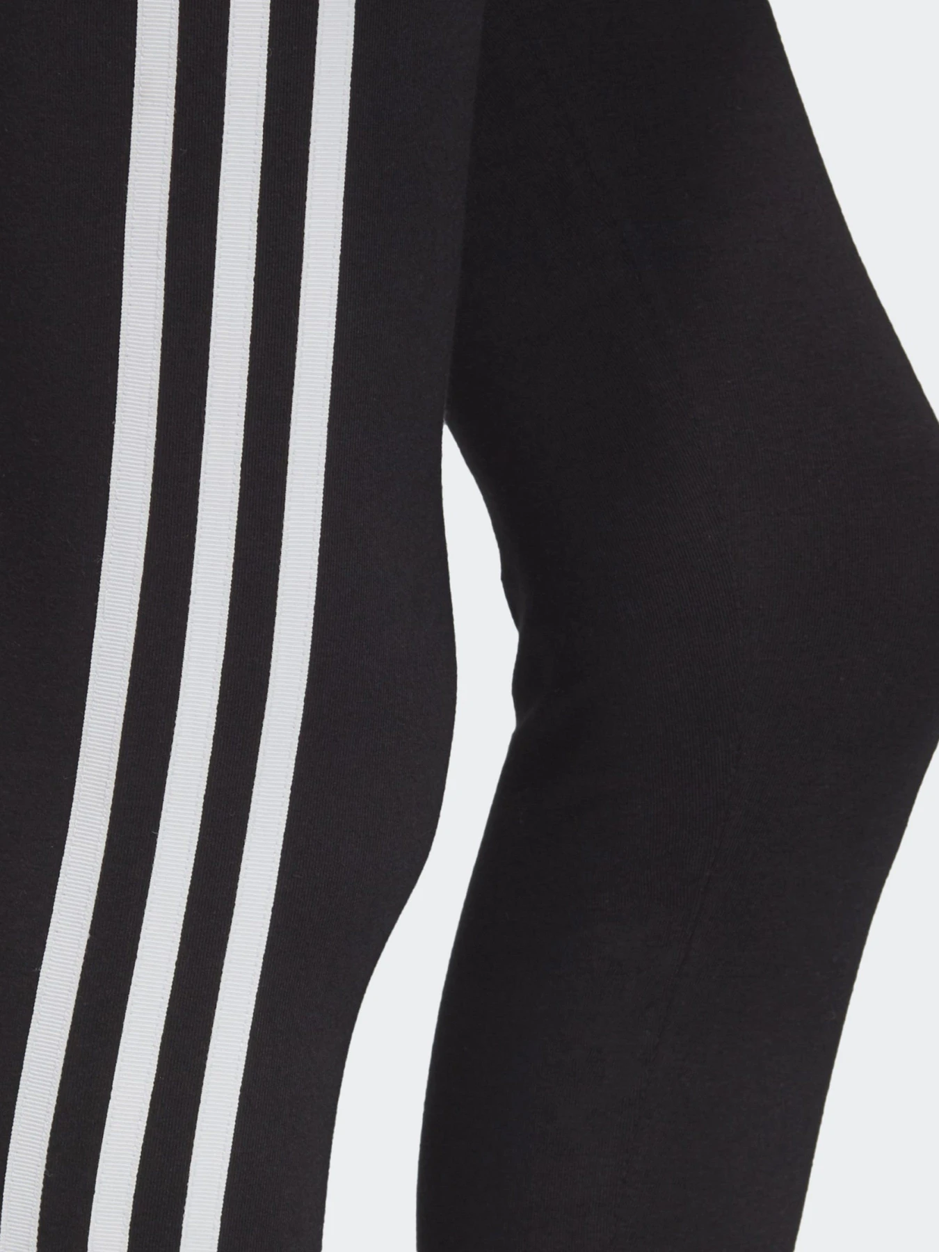 Штани Adidas 3-Stripes Originals модель ED7820 Штани Adidas 3-Stripes Originals модель ED7820 Фото