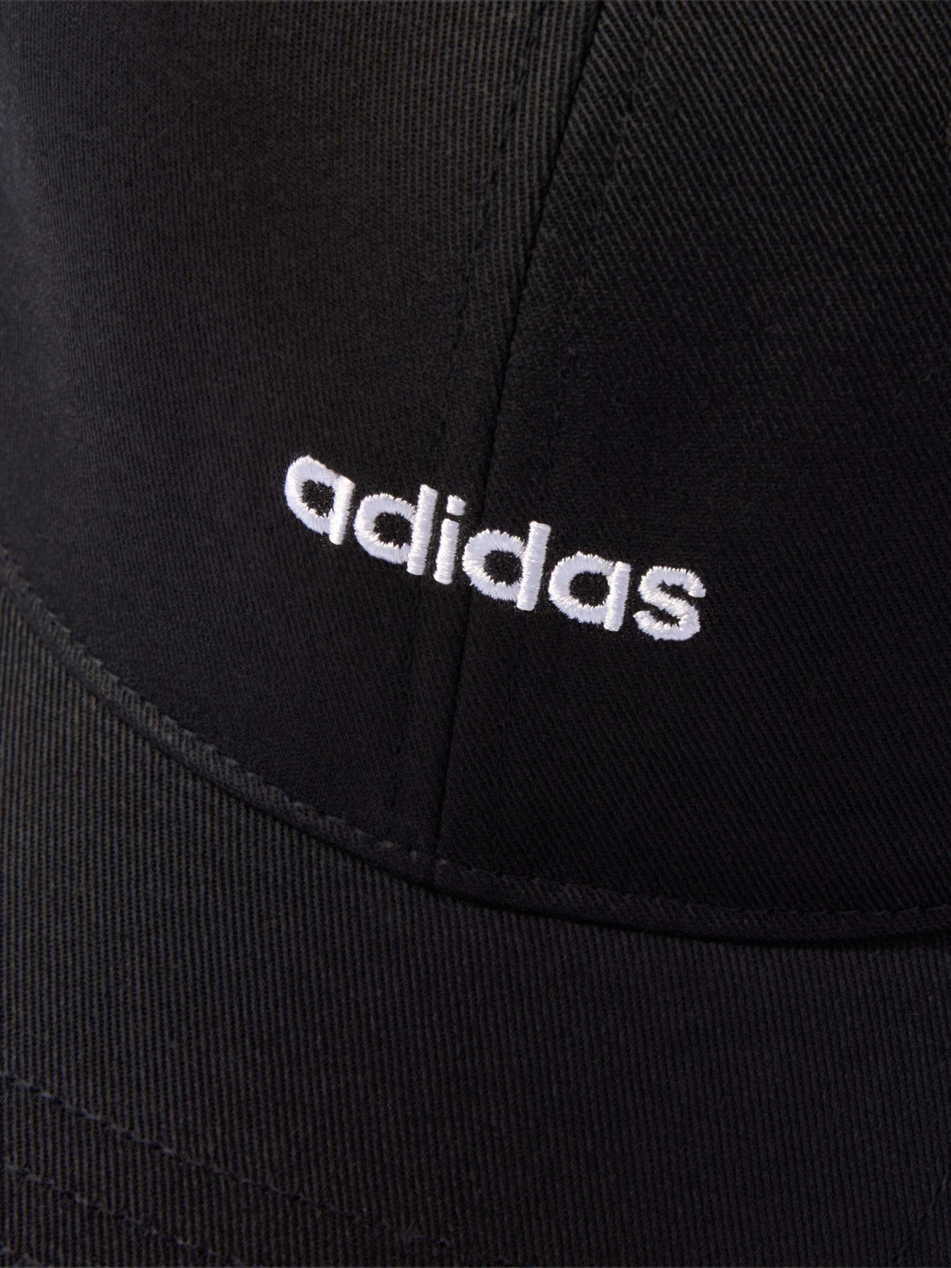 Шапки и кепки Adidas LINEAR EMBROIDERY BASEBALL модель KD2109 Шапки и кепки Adidas LINEAR EMBROIDERY BASEBALL модель KD2109 Фото