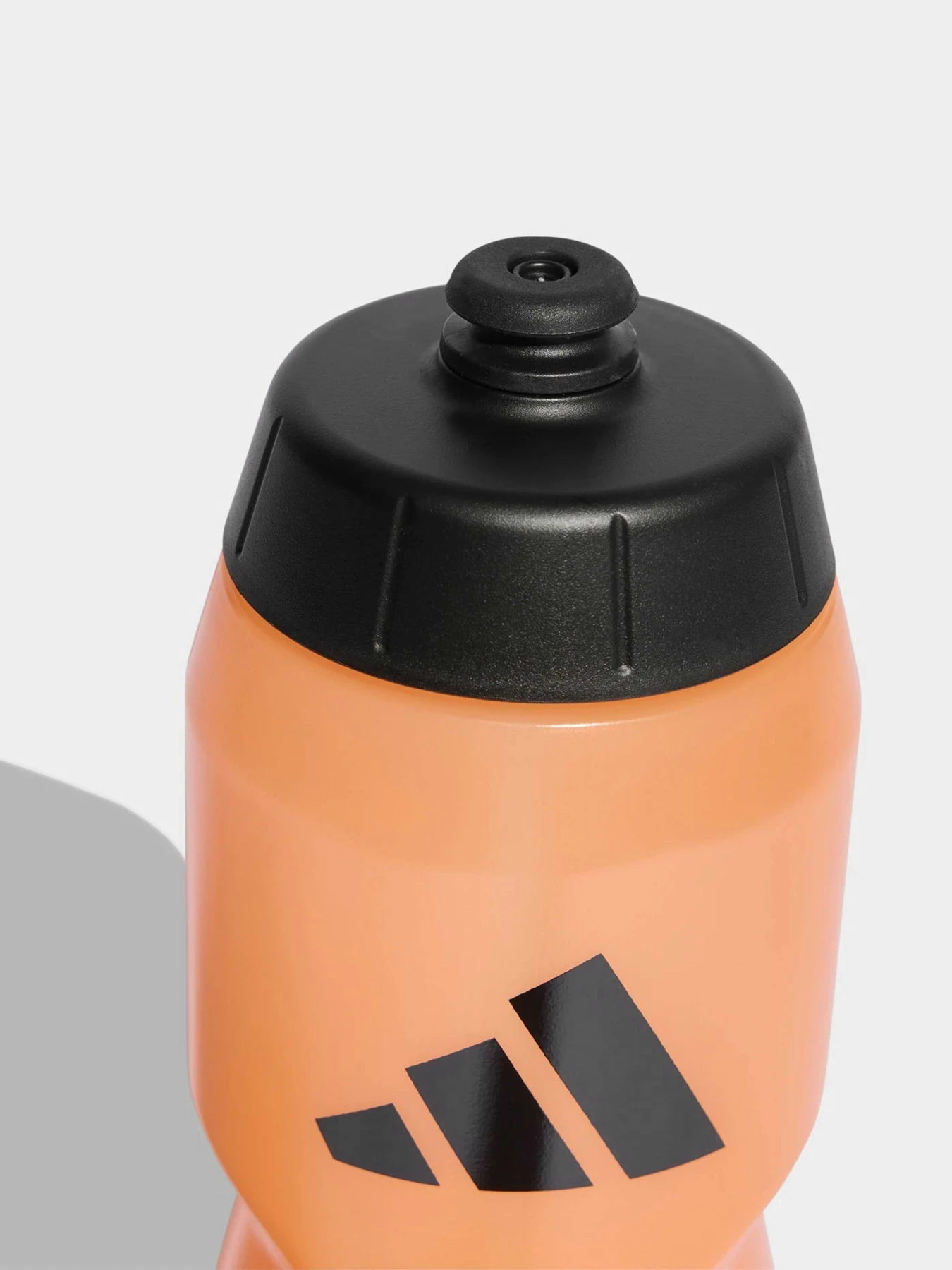 Бутылки Adidas "WATER BOTTLE 0,75L
" модель KD2774 Бутылки Adidas "WATER BOTTLE 0,75L
" модель KD2774 Фото