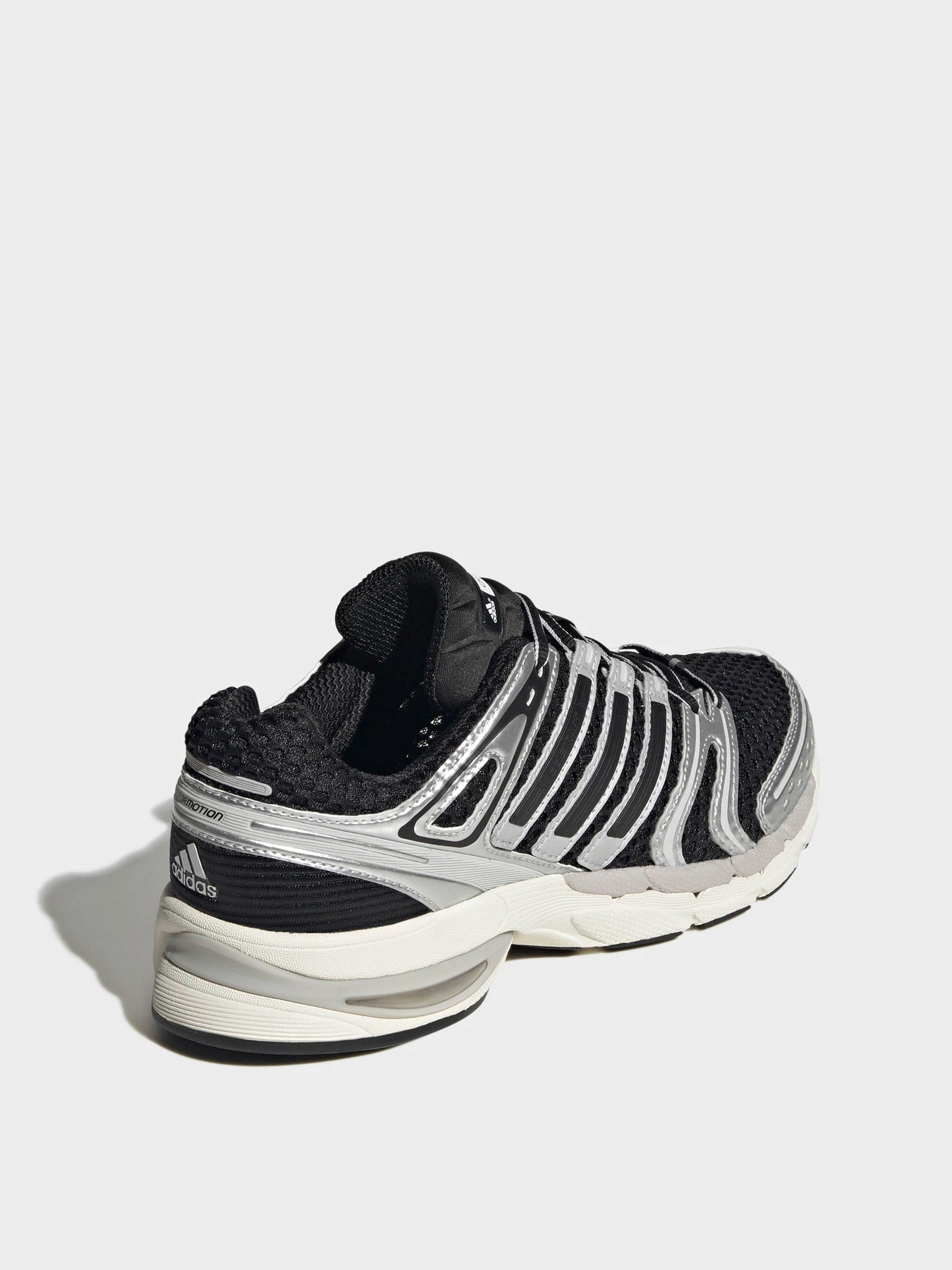 Кроссовки Adidas ADISTAR CONTROL 5 модель KI6120 Кроссовки Adidas ADISTAR CONTROL 5 модель KI6120 Фото