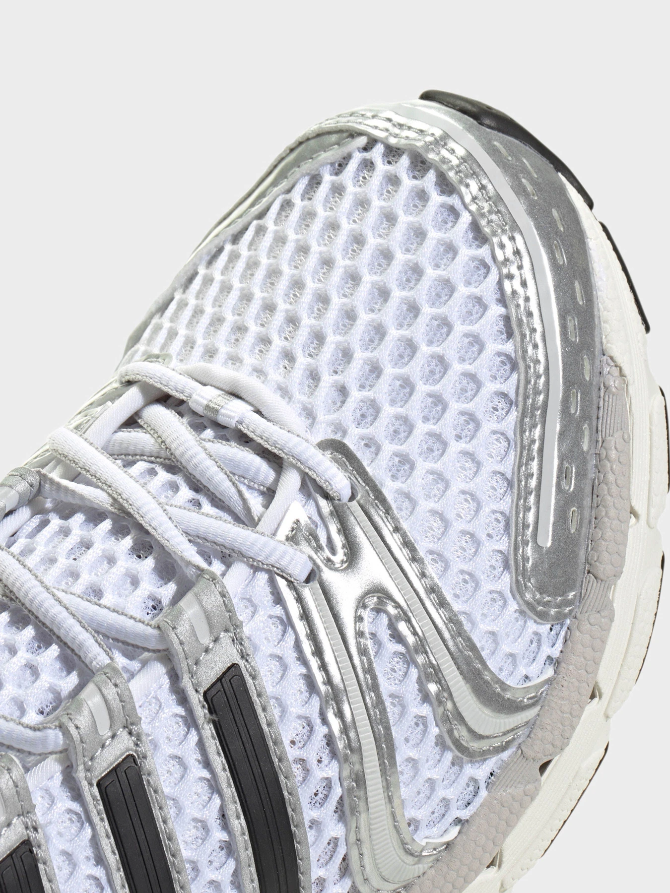 Кроссовки Adidas ADISTAR CONTROL 5 модель KI6121 Кроссовки Adidas ADISTAR CONTROL 5 модель KI6121 Фото