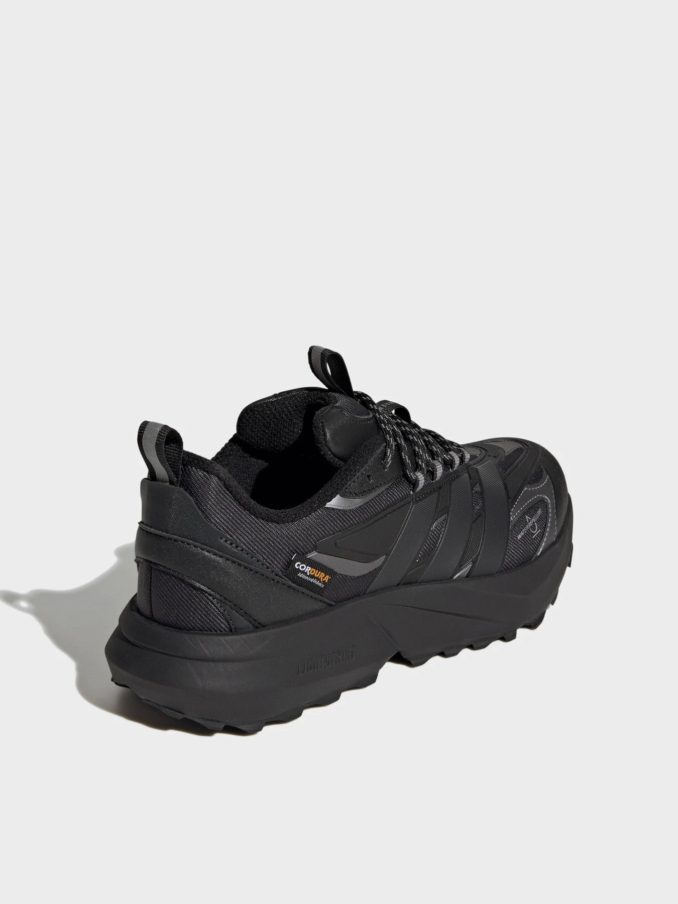 Кроссовки Adidas LIGHTBLAZE модель KI9137 Фото