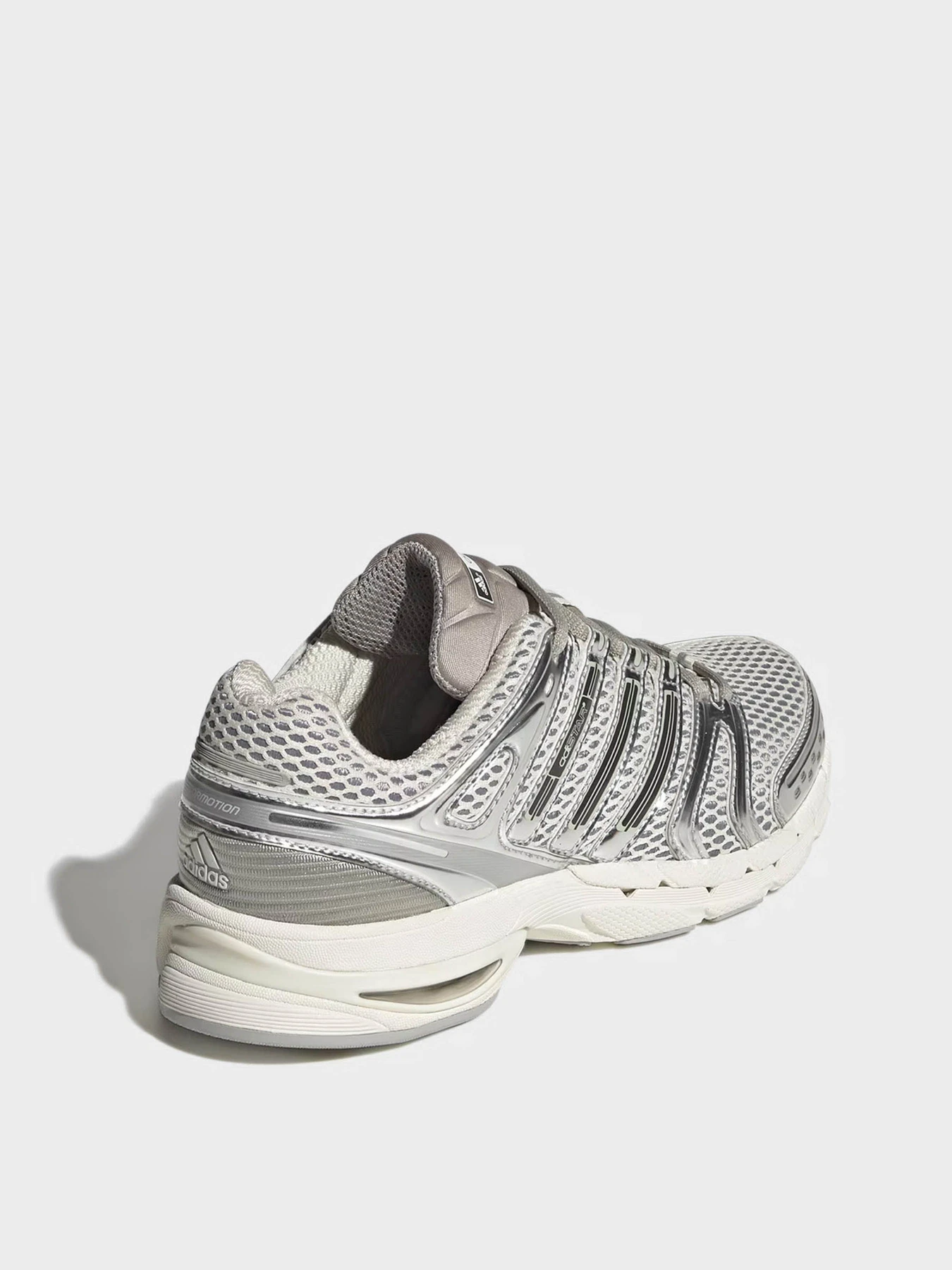 Кроссовки Adidas ADISTAR CONTROL 5 модель KJ2285 Кроссовки Adidas ADISTAR CONTROL 5 модель KJ2285 Фото