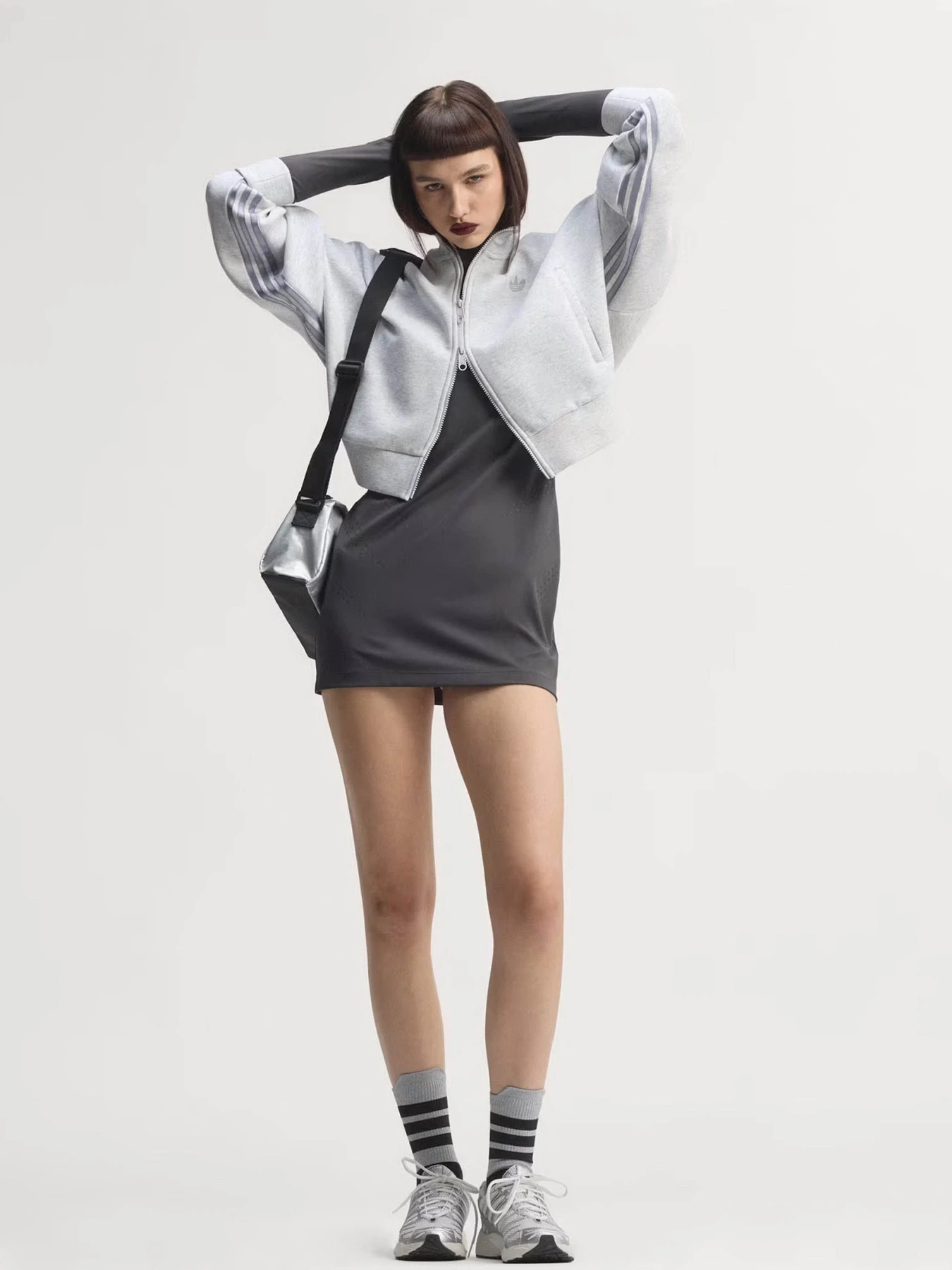 Худи и свитшоты Adidas SPACER модель HY8037 Худи и свитшоты Adidas SPACER модель HY8037 Фото