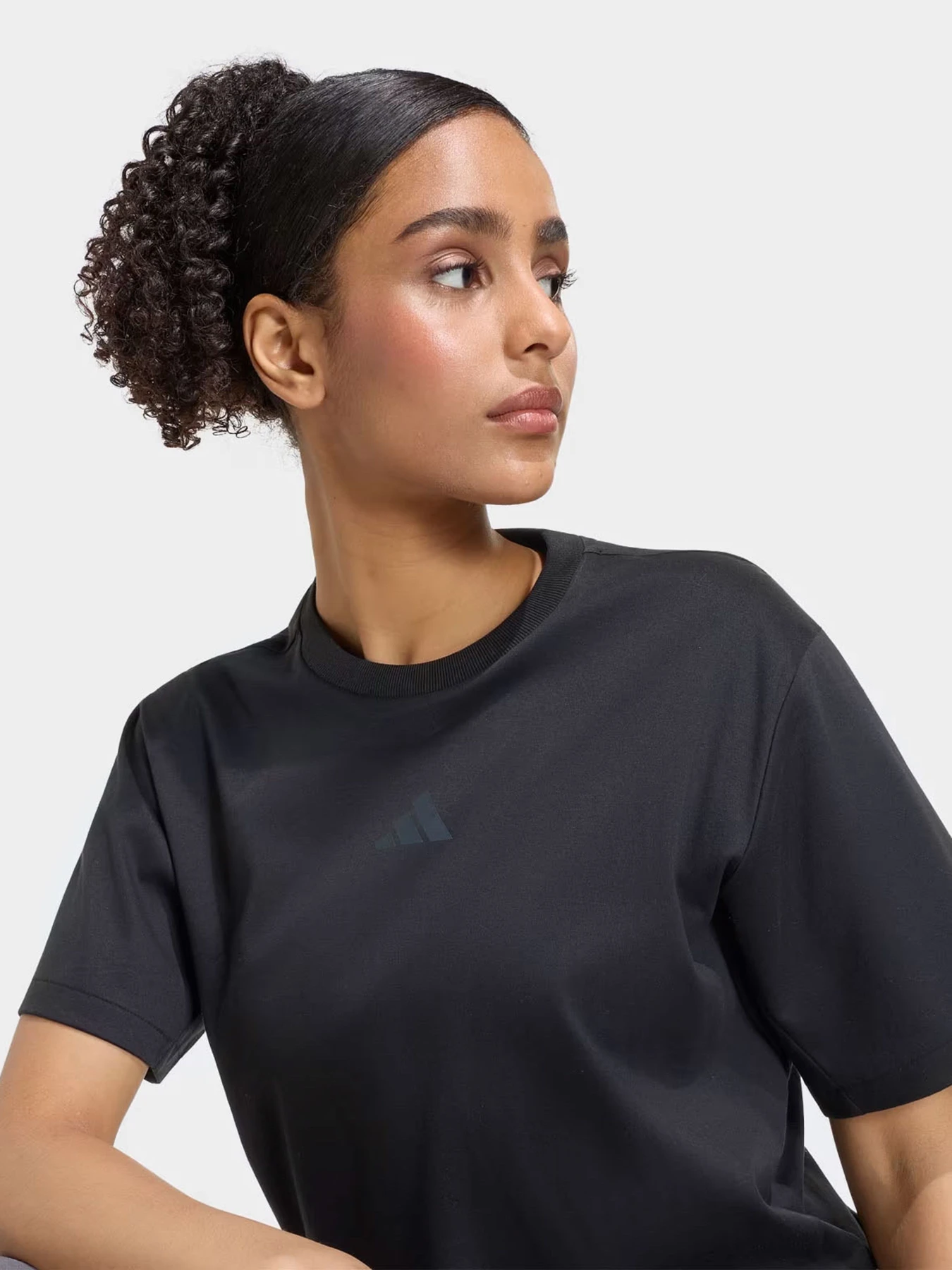 Футболки і поло Adidas Z.N.E. модель KF6357 Футболки і поло Adidas Z.N.E. модель KF6357 Фото