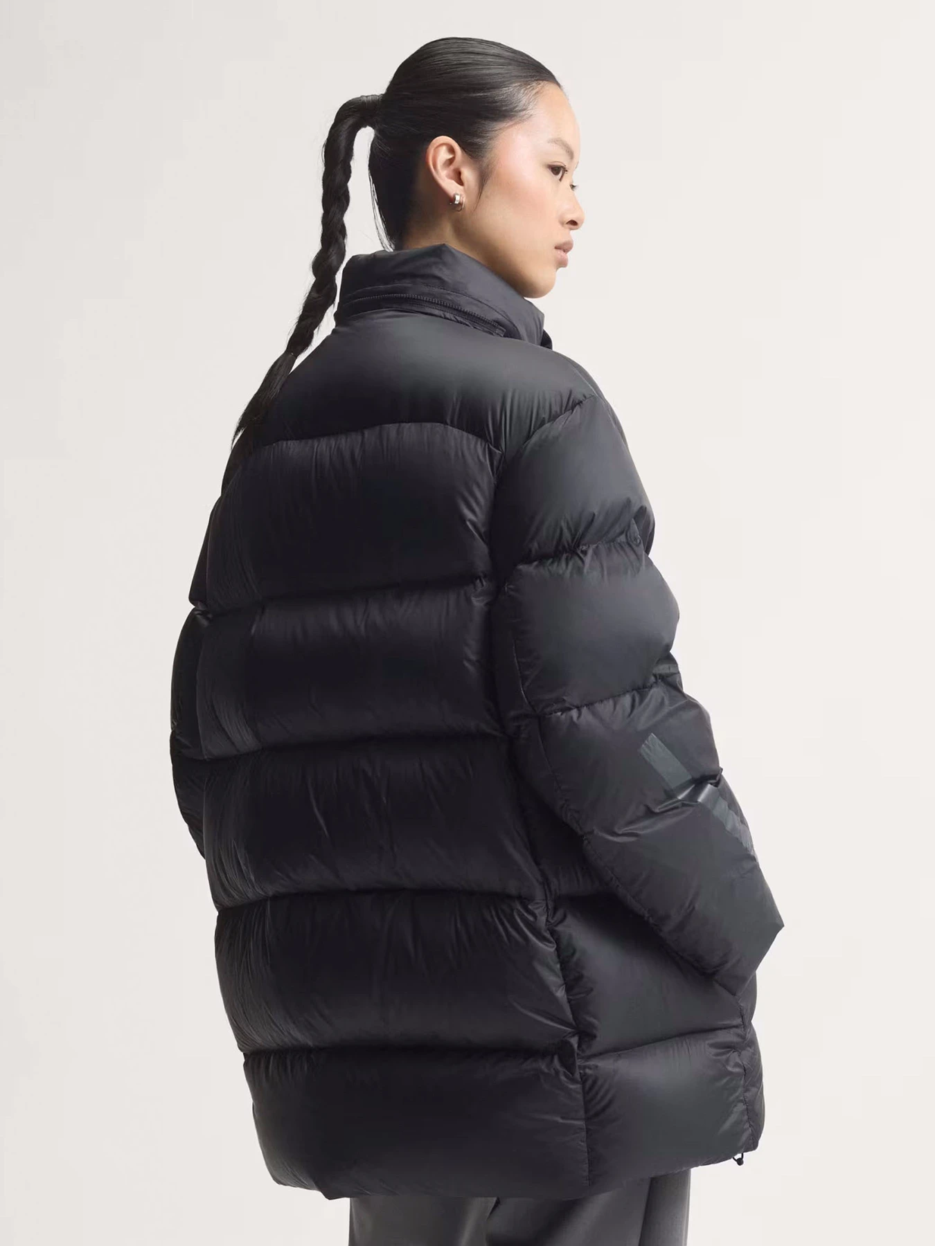 Куртки и дубленки Adidas Z.N.E. модель KF7591 Куртки и дубленки Adidas Z.N.E. модель KF7591 Фото