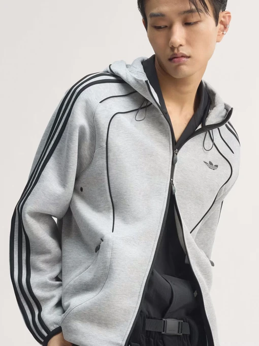 Худи и свитшоты Adidas SPACER модель KR7070 Фото