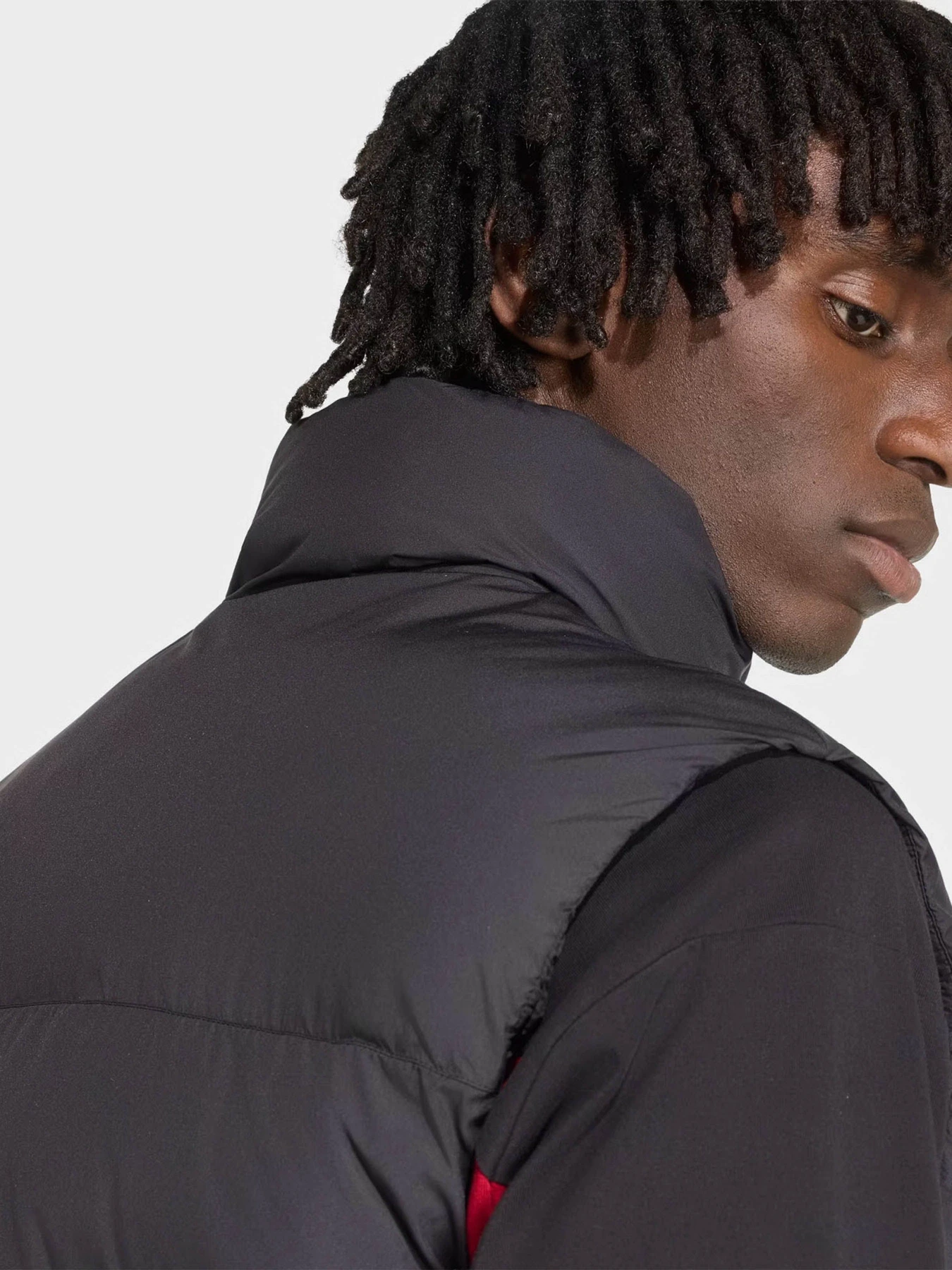 Куртки и дубленки Adidas REGEN модель KR7195 Куртки и дубленки Adidas REGEN модель KR7195 Фото