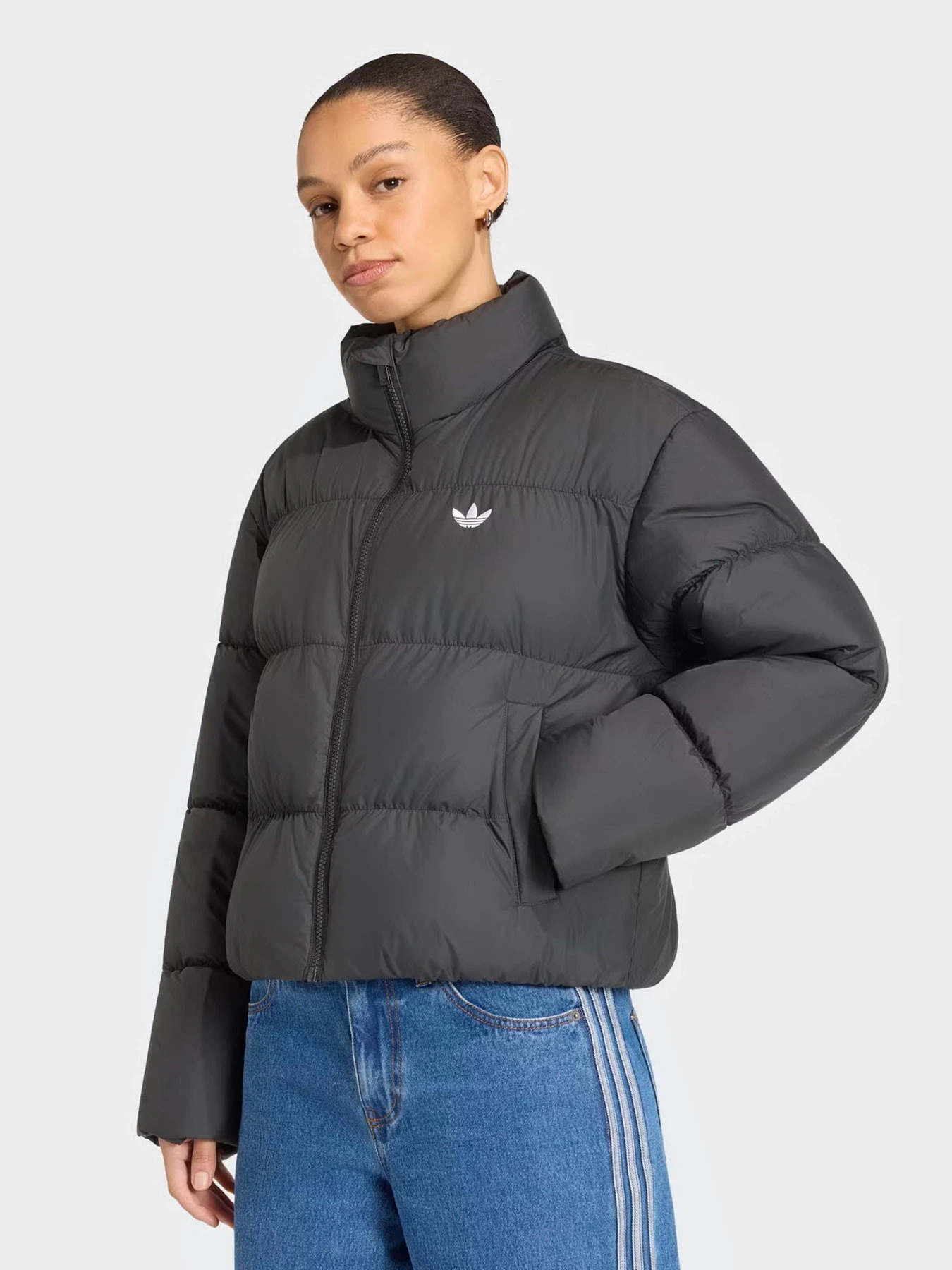 Куртки та дублянки Adidas SHORT PADDED модель KT4241 Куртки та дублянки Adidas SHORT PADDED модель KT4241 Фото