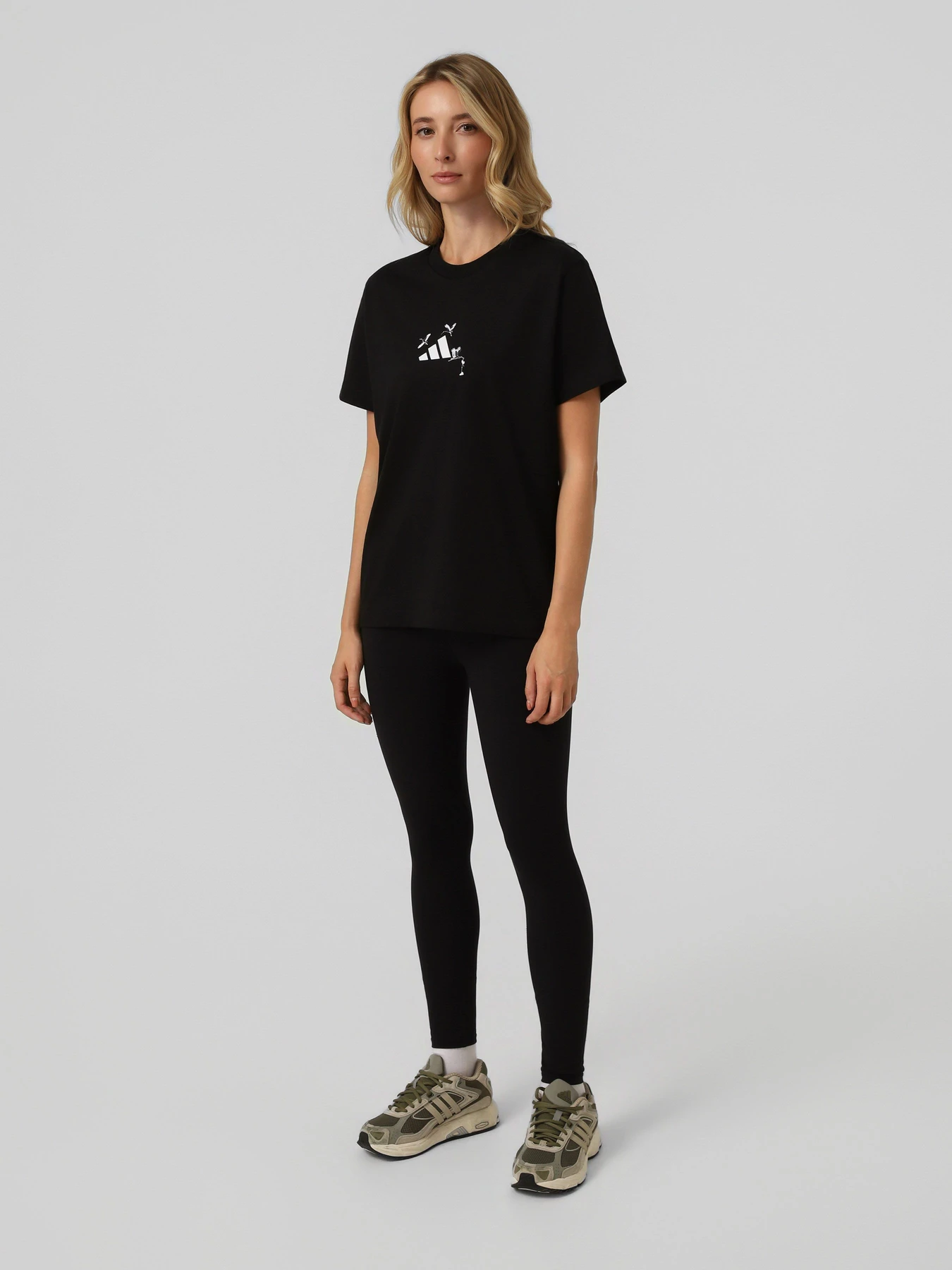 Футболки и поло Adidas UKRAINE STORK модель LF2631 Футболки и поло Adidas UKRAINE STORK модель LF2631 Фото