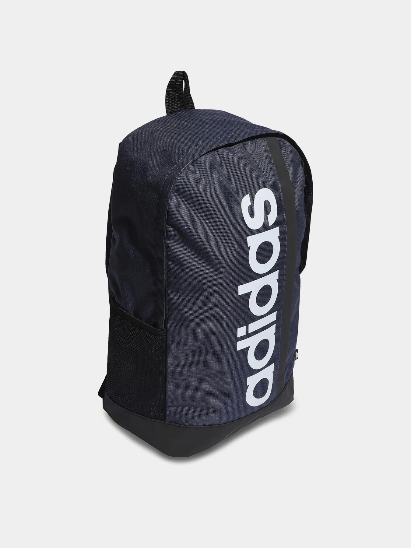 Рюкзаки Adidas LINEAR BP 22,5 L модель HR5343 Рюкзаки Adidas LINEAR BP 22,5 L модель HR5343 Фото