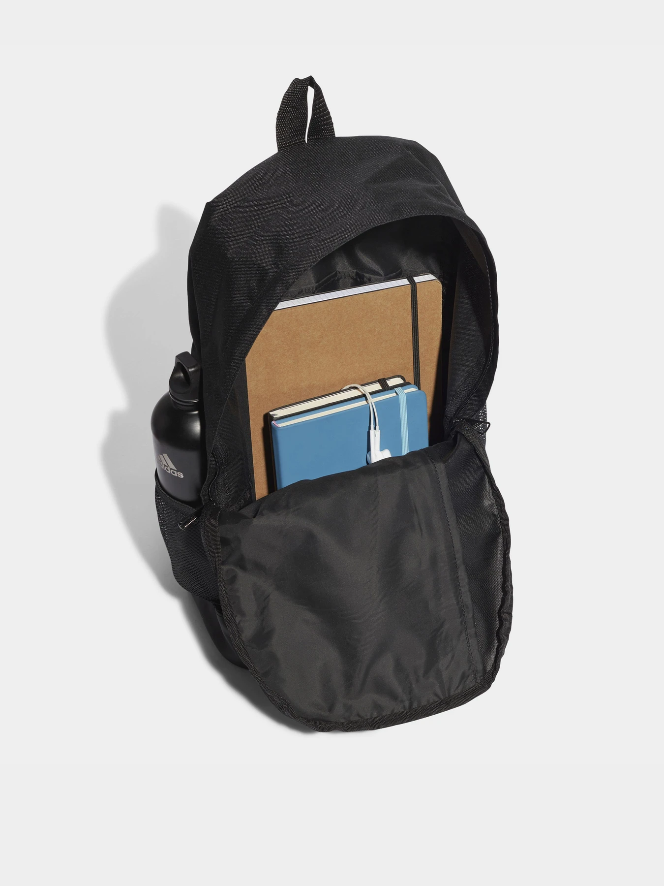 Рюкзаки Adidas LINEAR BP 22,5 L модель HT4746 Рюкзаки Adidas LINEAR BP 22,5 L модель HT4746 Фото