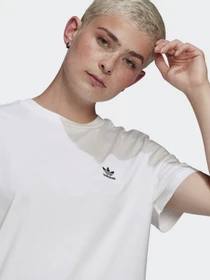 Футболки и поло Adidas LOUNGEWEAR ADICOLOR CLASSICS LOOSE модель GN2924 Фото