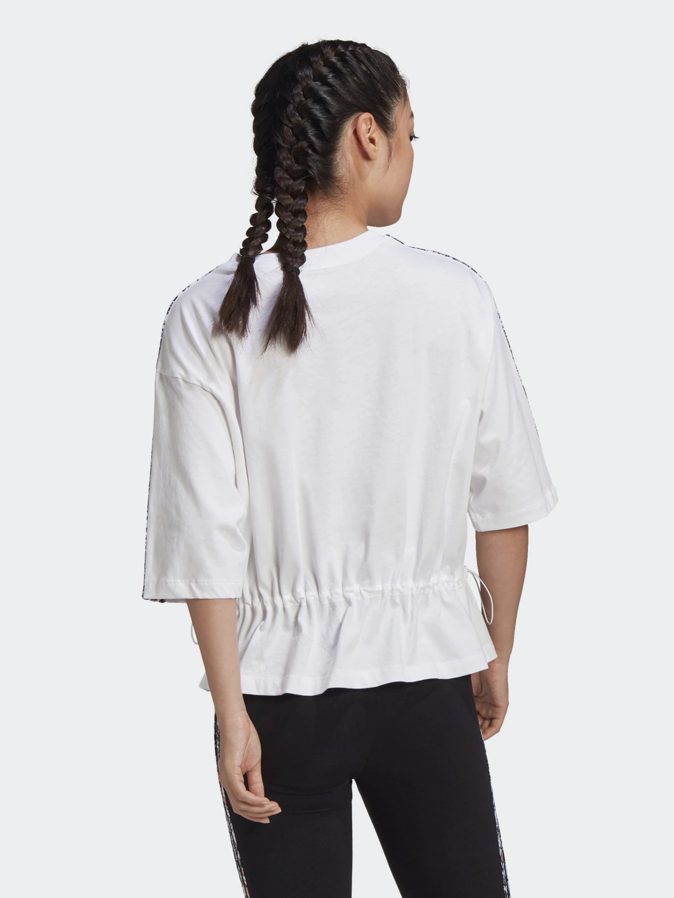 Футболки и поло Adidas BOXY модель GN3119 Футболки и поло Adidas BOXY модель GN3119 Фото