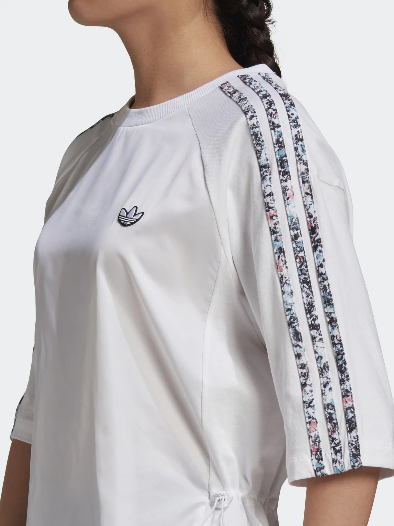 Футболки и поло Adidas BOXY модель GN3119 Футболки и поло Adidas BOXY модель GN3119 Фото