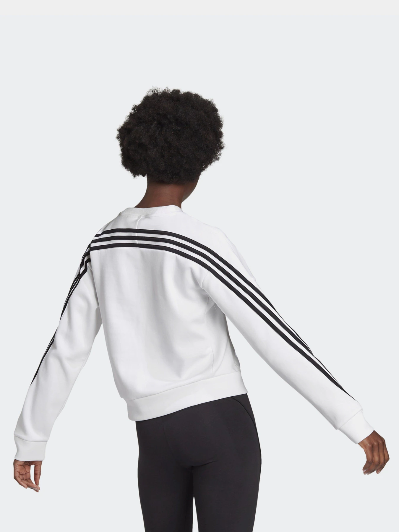 Худи и свитшоты Adidas Sportswear Wrapped 3-Stripes модель GJ5446 Худи и свитшоты Adidas Sportswear Wrapped 3-Stripes модель GJ5446 Фото