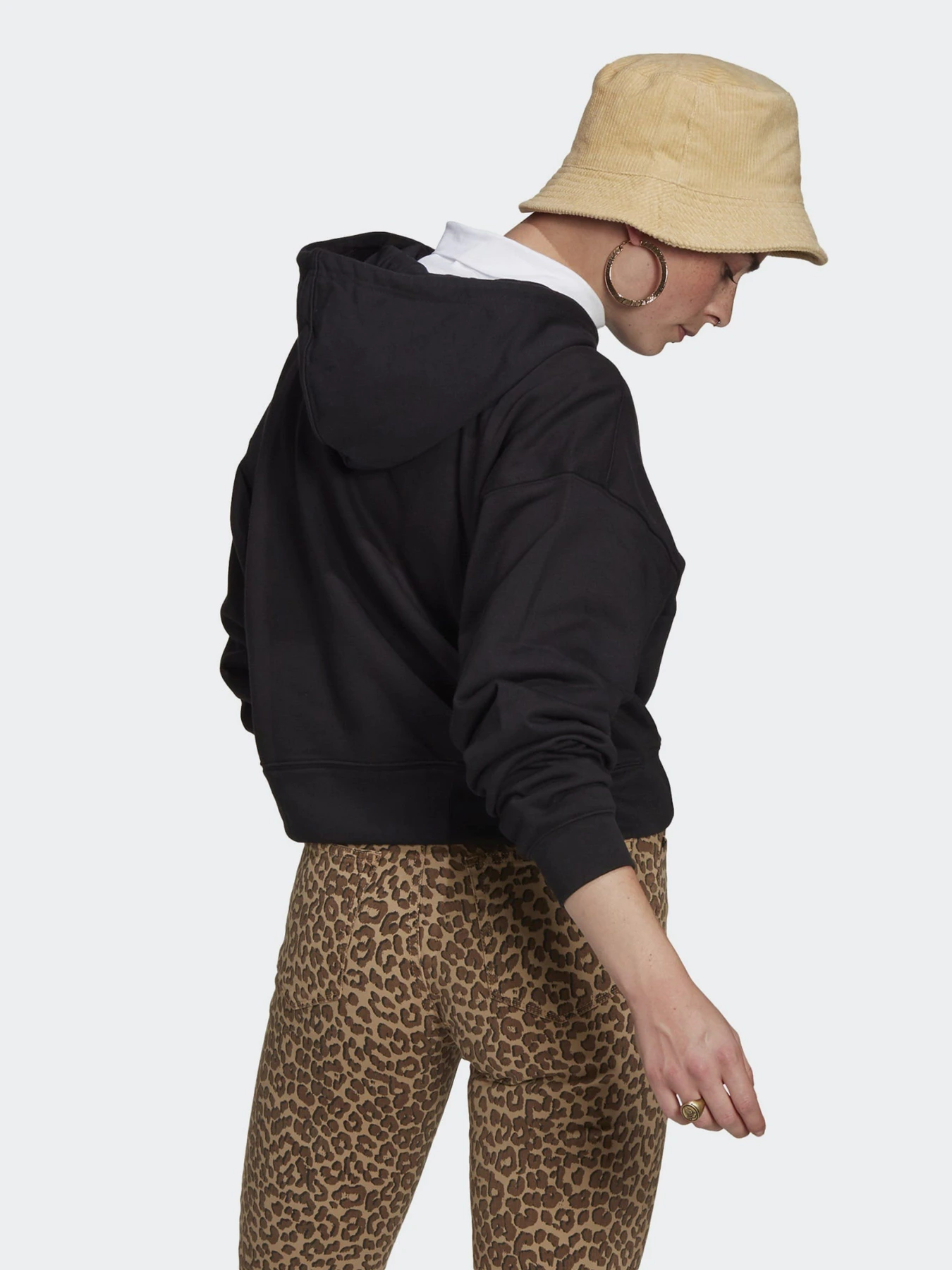 Худі та світшоти Adidas ADICOLOR ESSENTIALS модель GN4777 Фото
