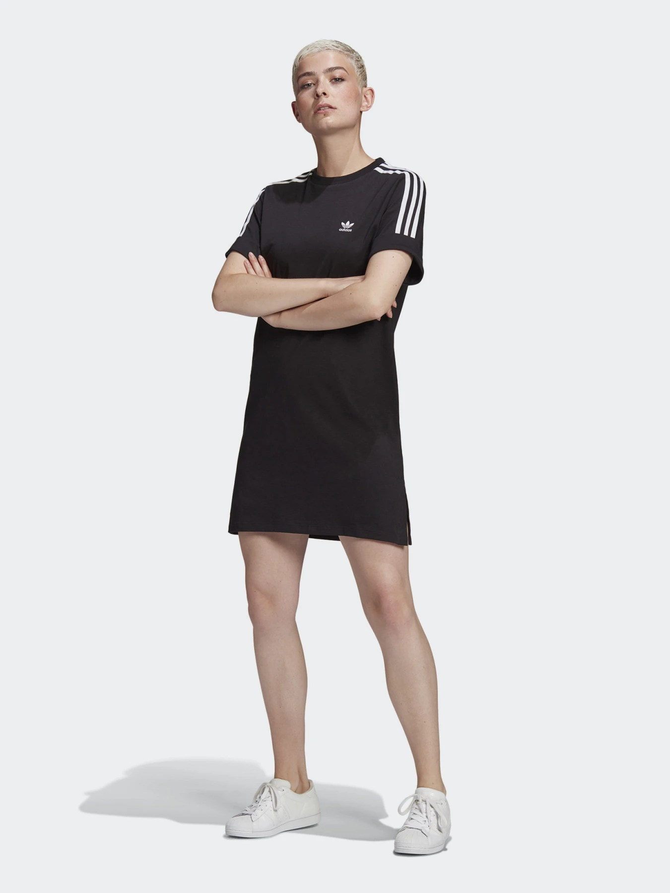 Сукні Adidas ADICOLOR CLASSICS модель GN2777 Сукні Adidas ADICOLOR CLASSICS модель GN2777 Фото