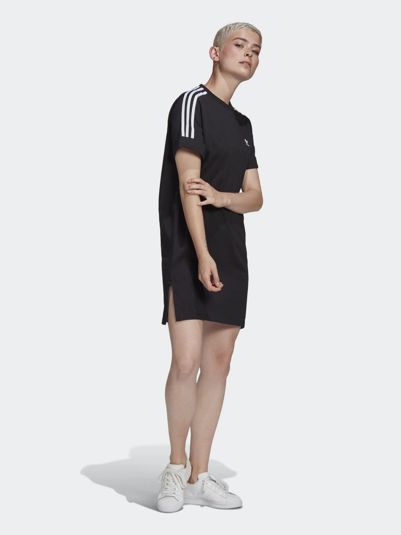 Сукні Adidas ADICOLOR CLASSICS модель GN2777 Сукні Adidas ADICOLOR CLASSICS модель GN2777 Фото