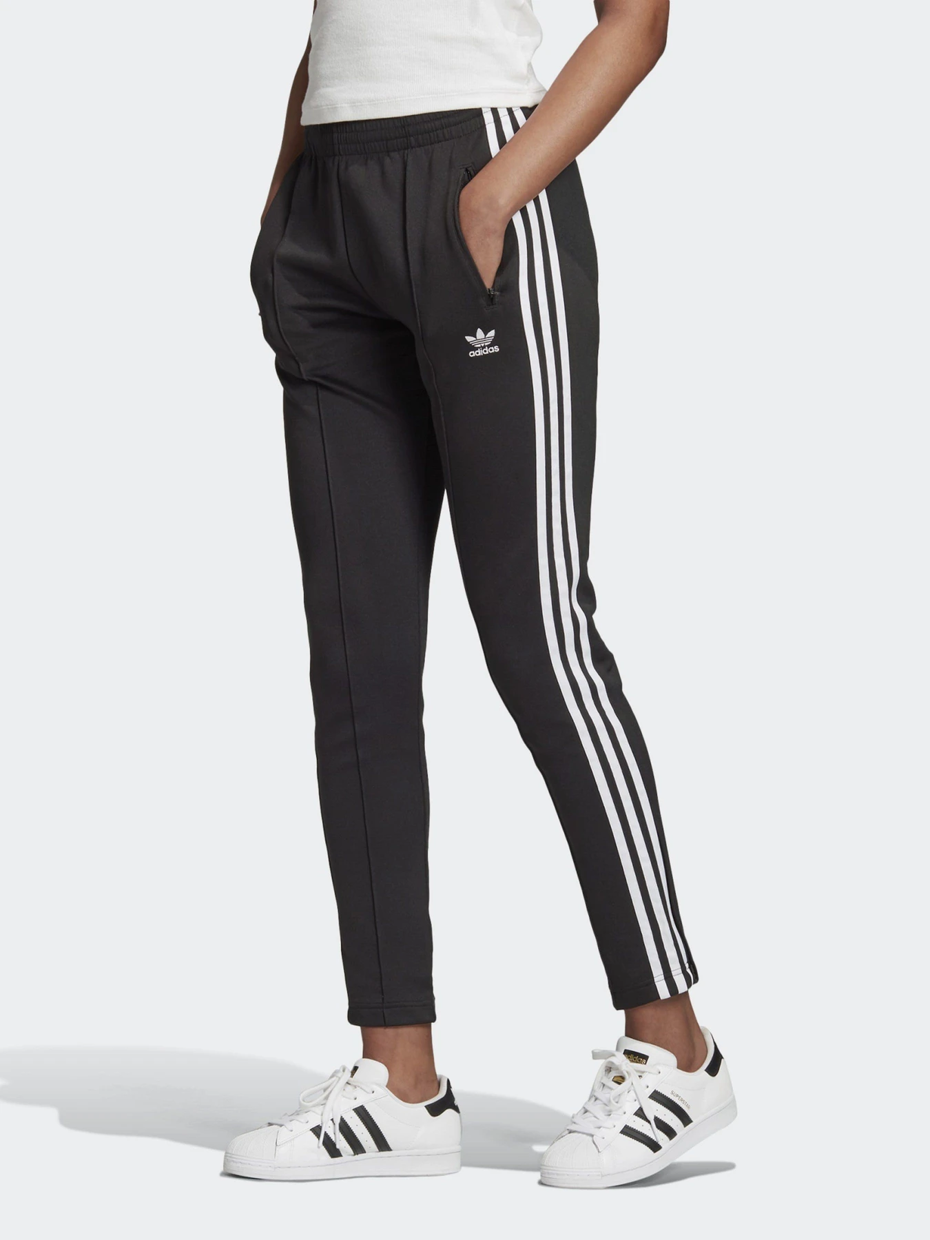 Брюки Adidas Primeblue SST Originals модель GD2361 Брюки Adidas Primeblue SST Originals модель GD2361 Фото
