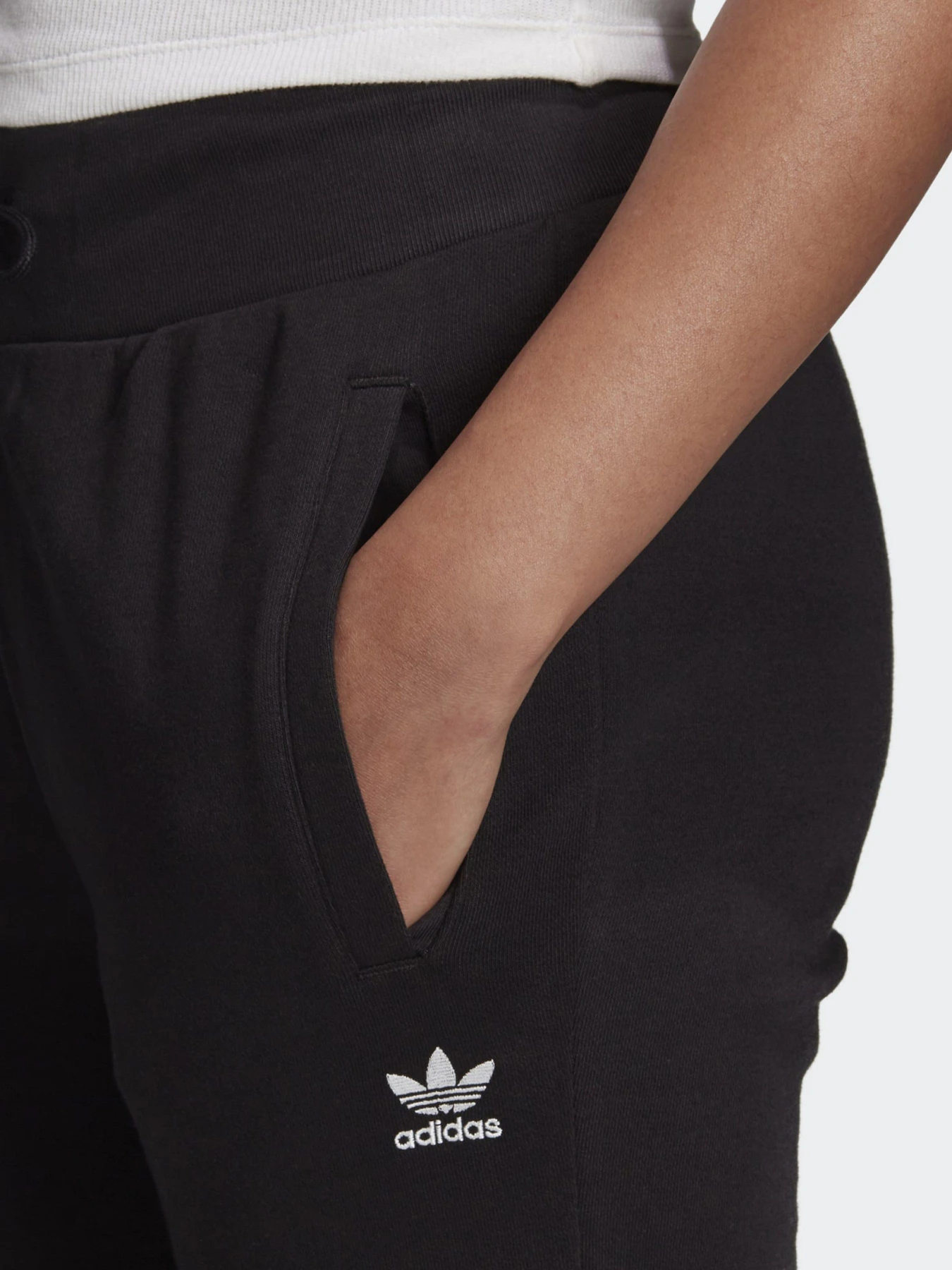 Брюки Adidas Trefoil Originals модель GD4296 Брюки Adidas Trefoil Originals модель GD4296 Фото