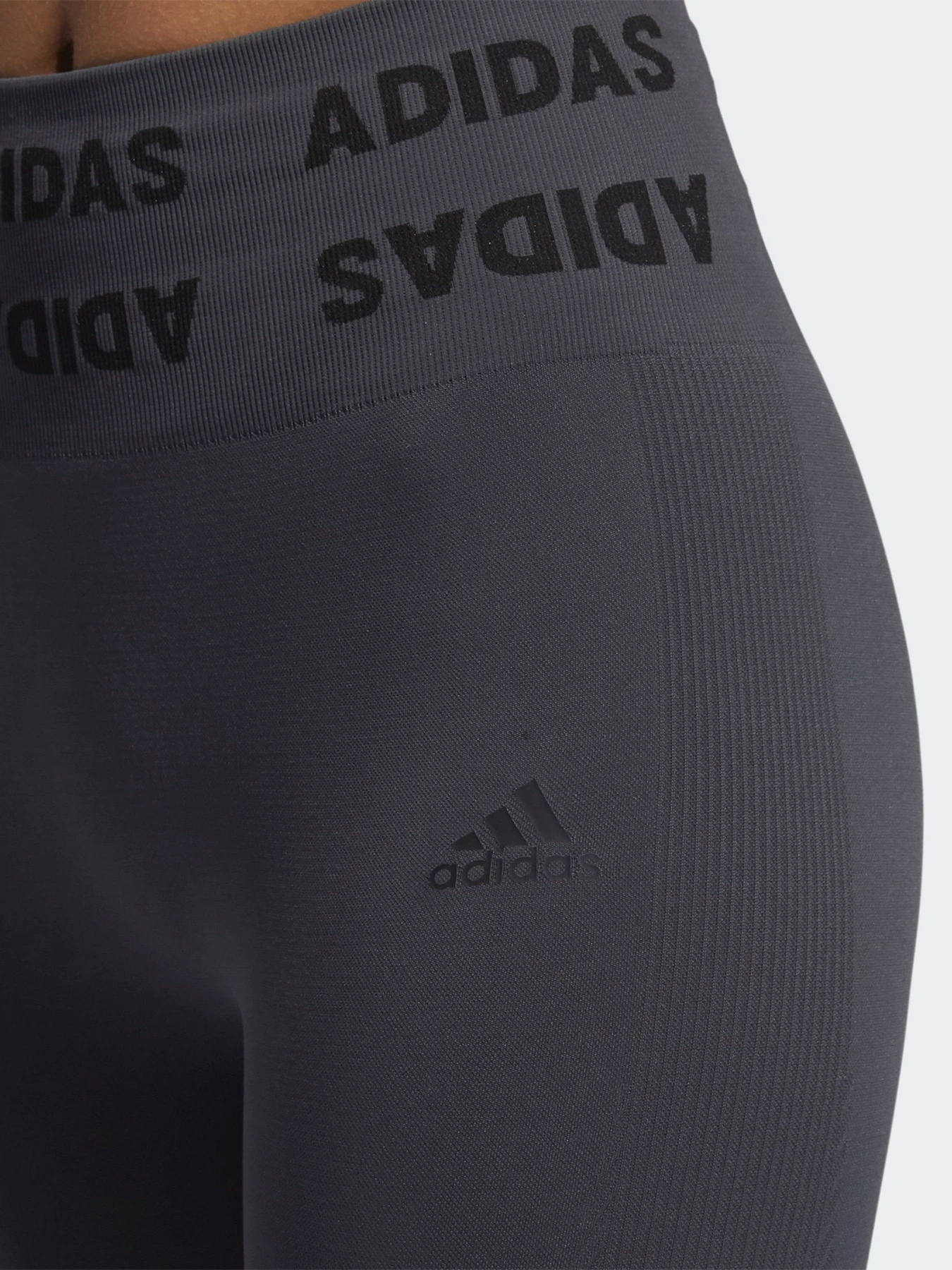 Брюки Adidas TRAINING AEROKNIT 7/8 HIGH-RISE модель GL1119 Брюки Adidas TRAINING AEROKNIT 7/8 HIGH-RISE модель GL1119 Фото
