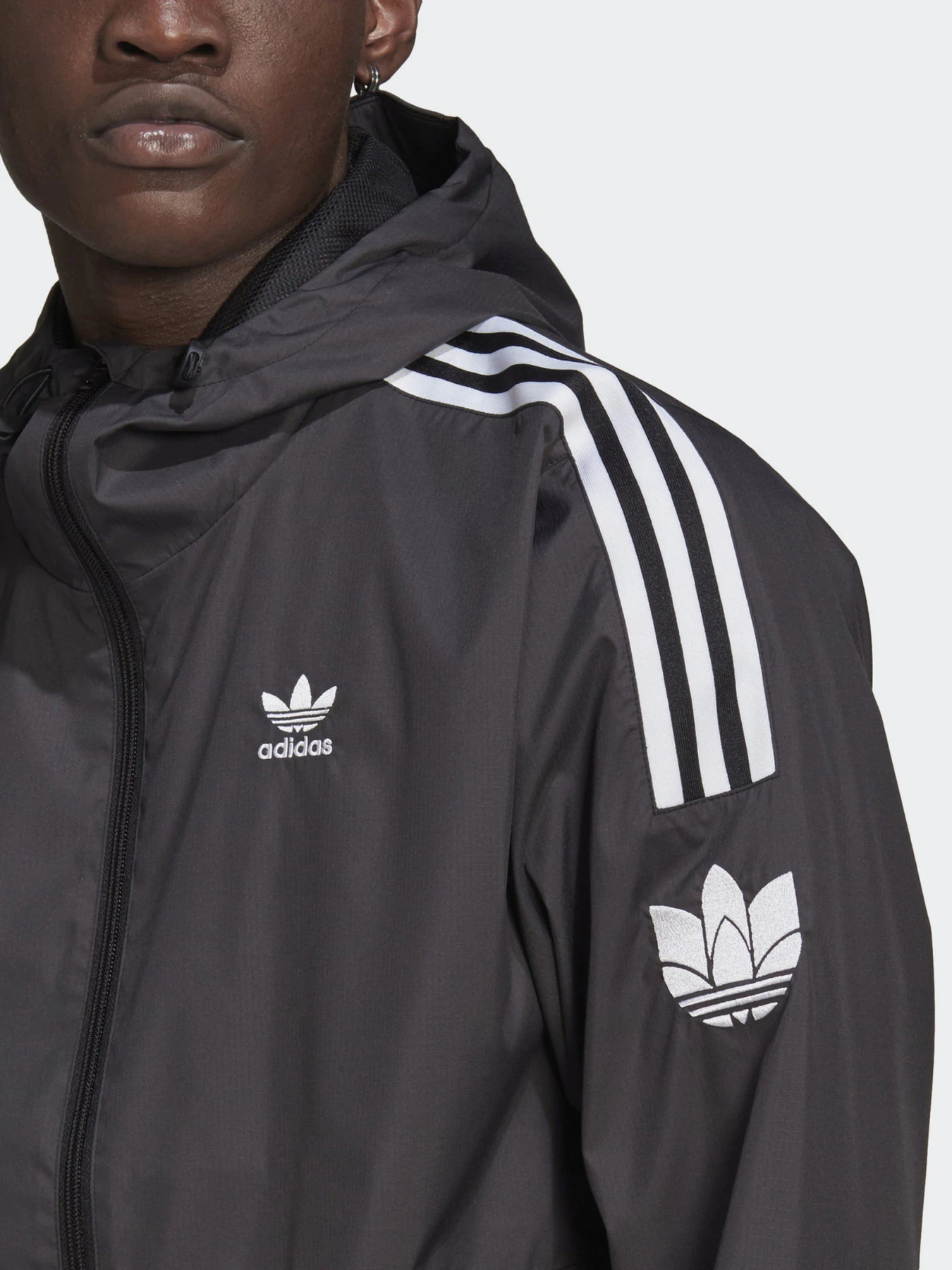 Куртки и дубленки Adidas ADICOLOR 3D TREFOIL модель GN3551 Куртки и дубленки Adidas ADICOLOR 3D TREFOIL модель GN3551 Фото