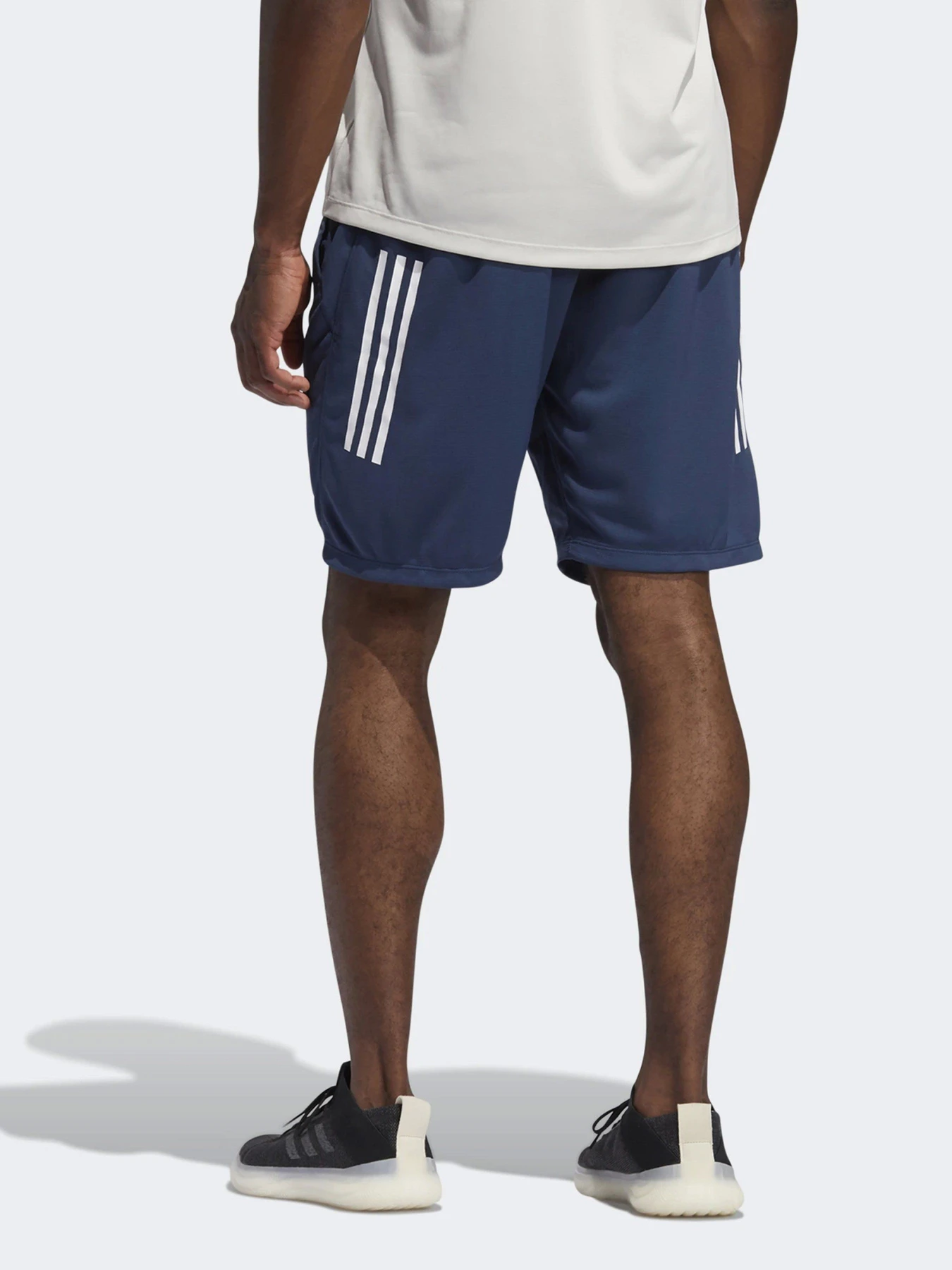Шорти Adidas 3-STRIPES 9-INCH модель GK2920 Шорти Adidas 3-STRIPES 9-INCH модель GK2920 Фото