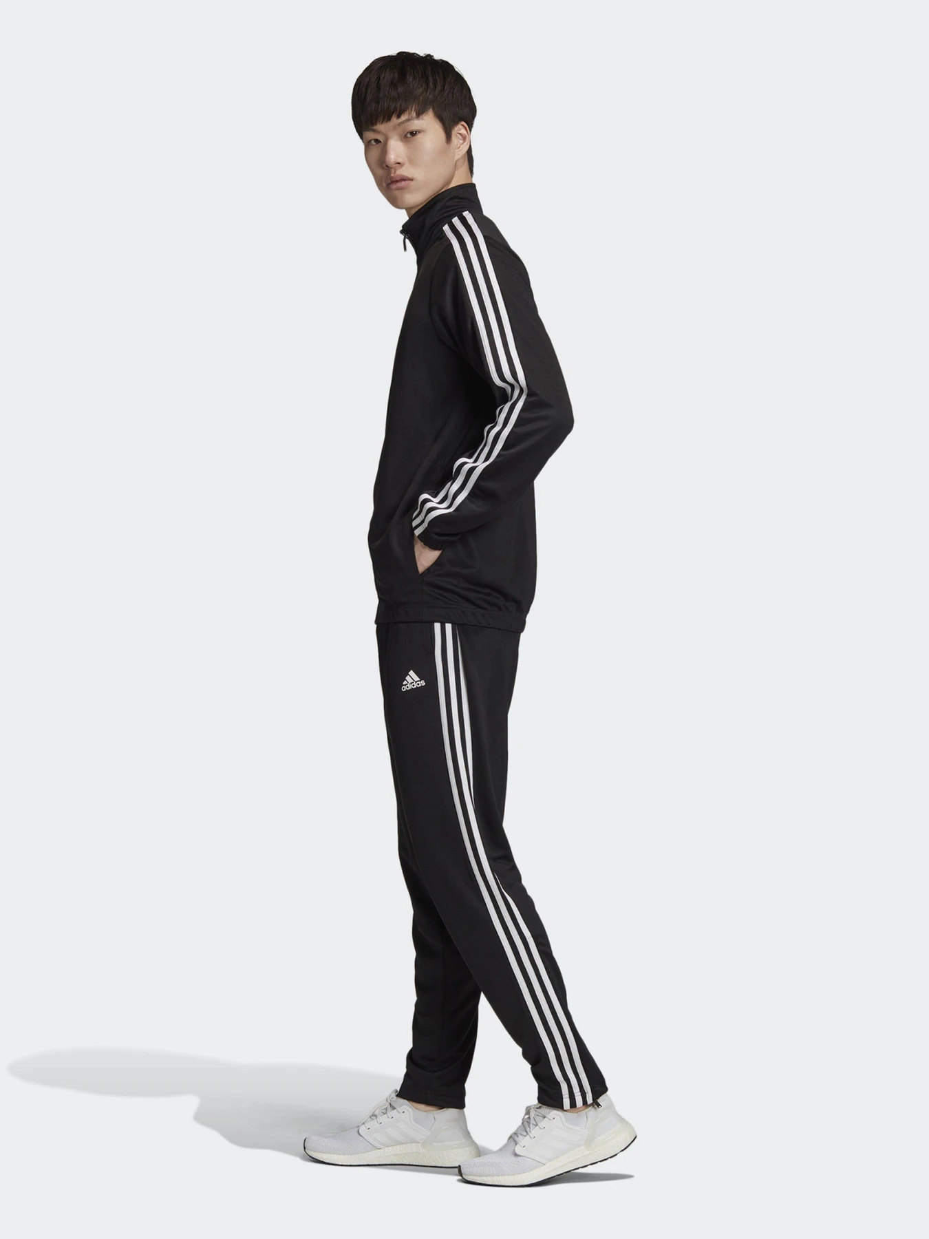 Костюмы Adidas ATHLETICS TIRO модель FS4323 Костюмы Adidas ATHLETICS TIRO модель FS4323 Фото
