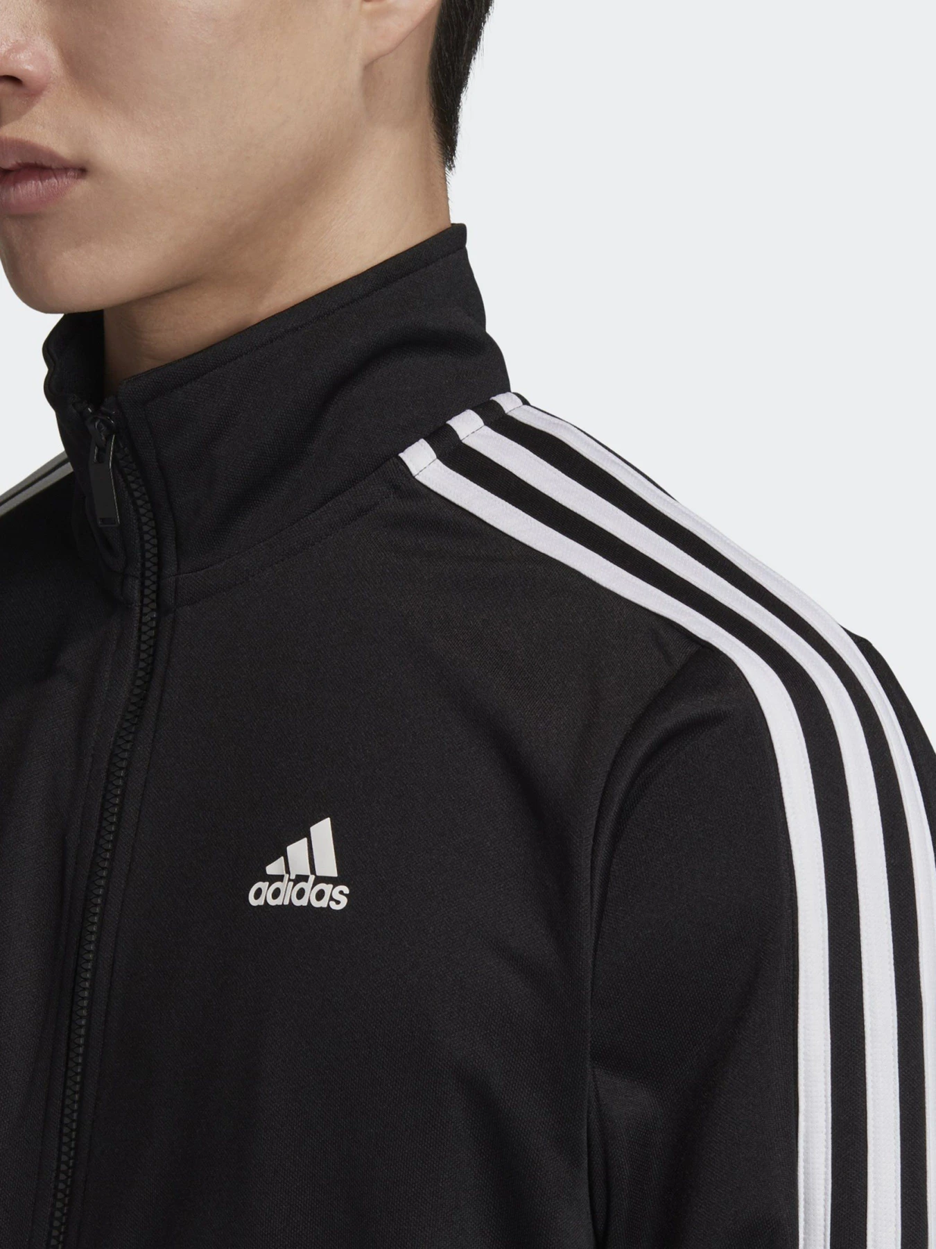 Костюмы Adidas ATHLETICS TIRO модель FS4323 Костюмы Adidas ATHLETICS TIRO модель FS4323 Фото