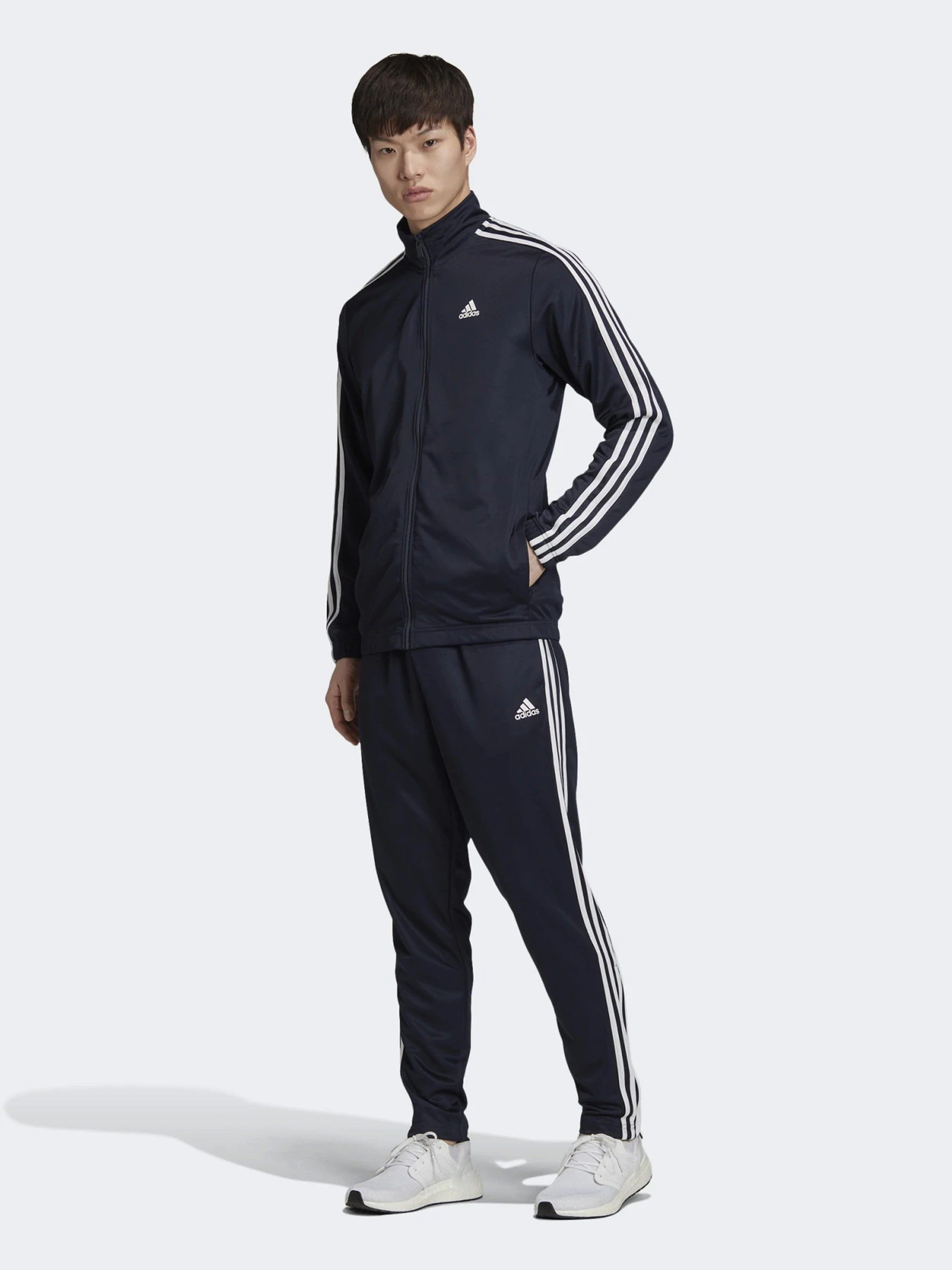 Костюмы Adidas ATHLETICS TIRO модель GC8735 Костюмы Adidas ATHLETICS TIRO модель GC8735 Фото