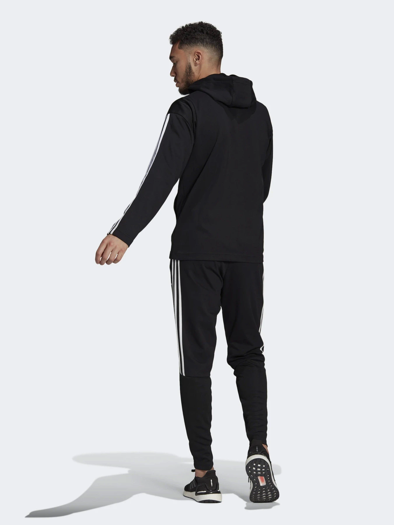 Костюмы Adidas SPORTSWEAR модель GM3827 Фото