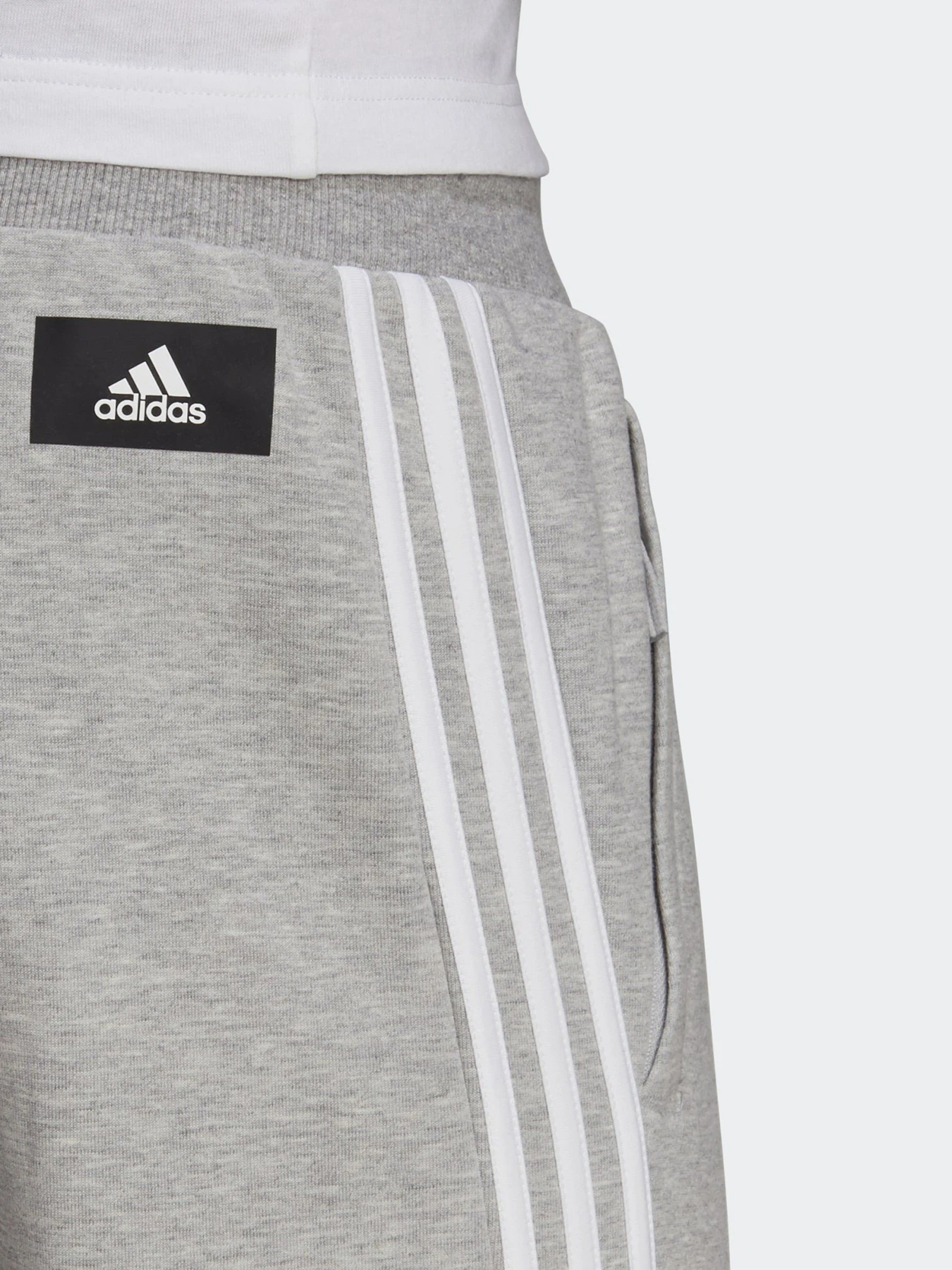 Брюки Adidas SPORTSWEAR 3-STRIPES модель GM6460 Брюки Adidas SPORTSWEAR 3-STRIPES модель GM6460 Фото