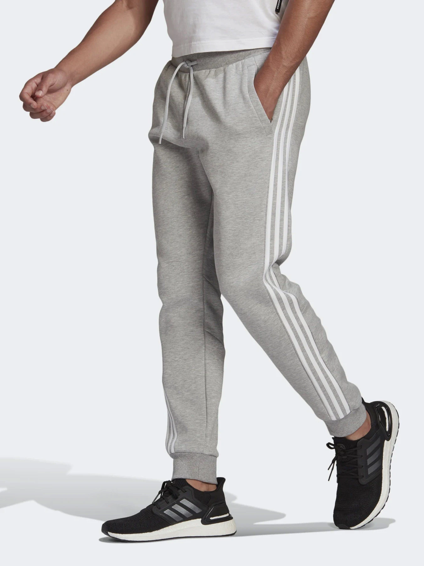Брюки Adidas SPORTSWEAR 3-STRIPES модель GM6460 Брюки Adidas SPORTSWEAR 3-STRIPES модель GM6460 Фото