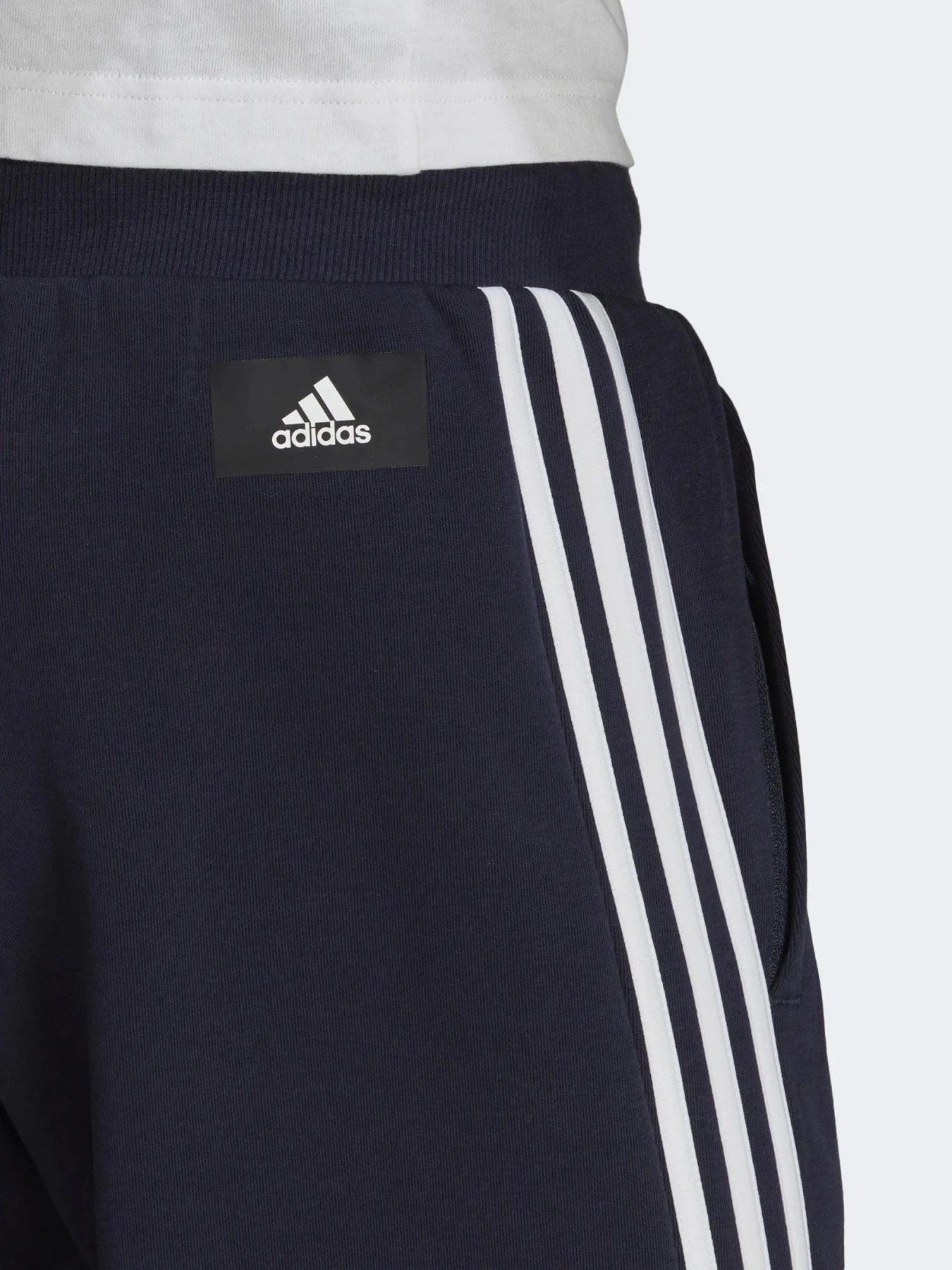Брюки Adidas SPORTSWEAR 3-STRIPES модель GM6461 Брюки Adidas SPORTSWEAR 3-STRIPES модель GM6461 Фото