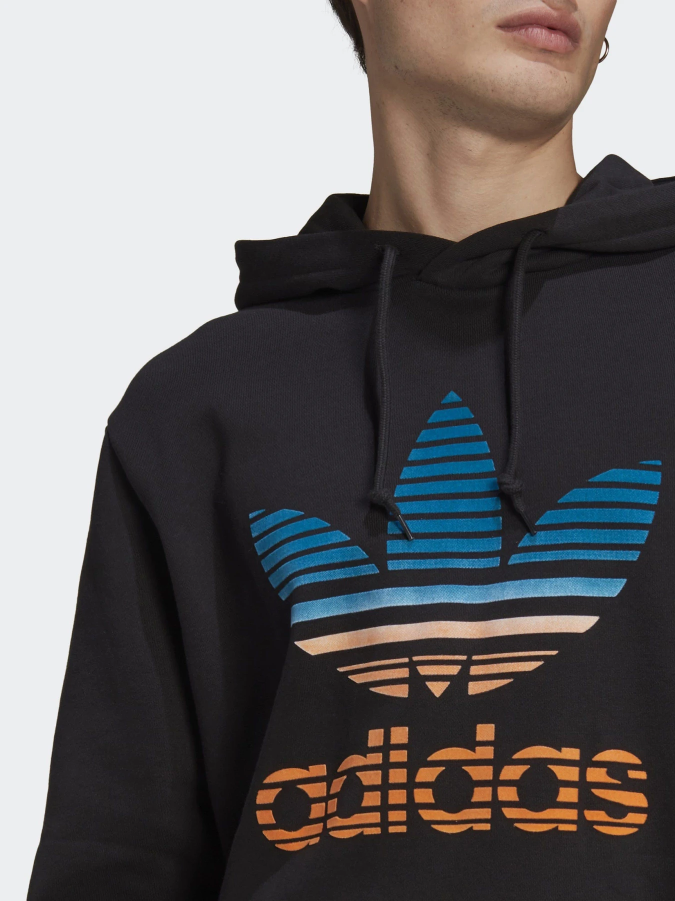 Худи и свитшоты Adidas TREFOIL OMBRÉ модель GP0158 Фото