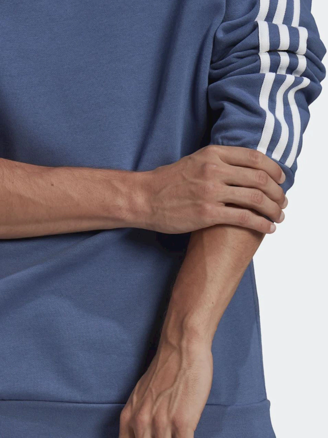 Худі та світшоти Adidas 3-Stripes Crew модель GN3482 Худі та світшоти Adidas 3-Stripes Crew модель GN3482 Фото
