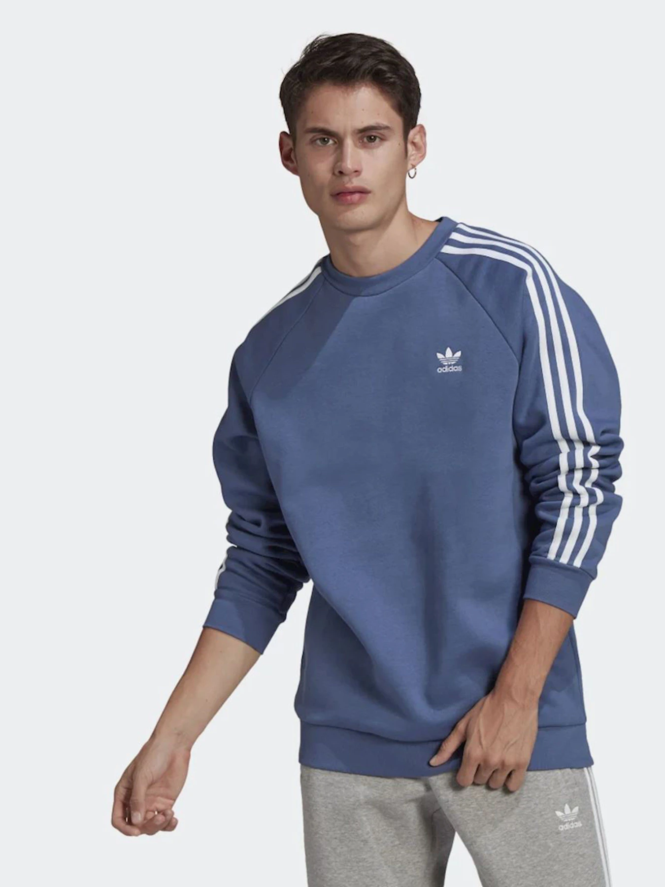 Худі та світшоти Adidas 3-Stripes Crew модель GN3482 Худі та світшоти Adidas 3-Stripes Crew модель GN3482 Фото