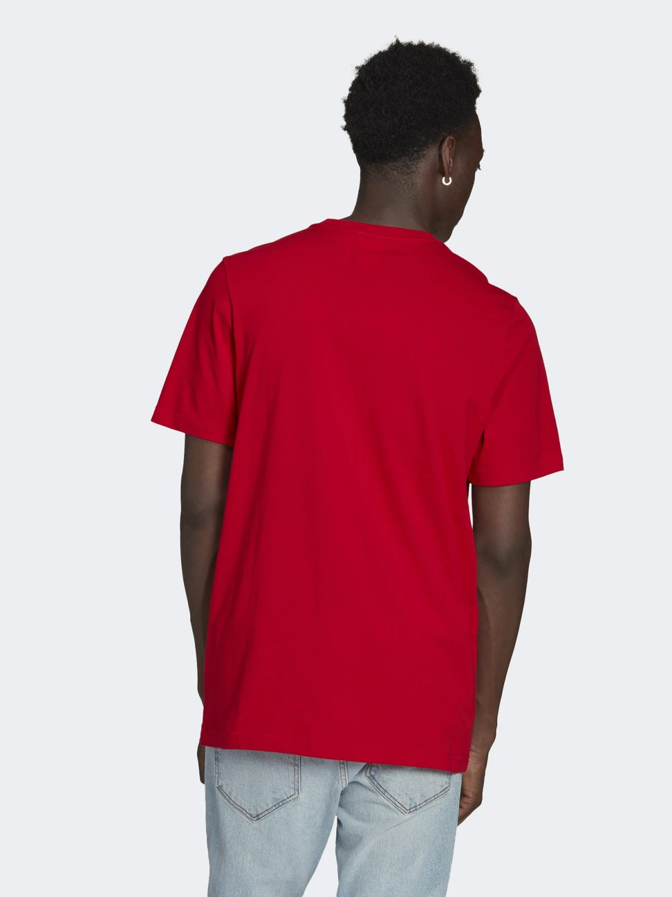 Футболки и поло Adidas ADICOLOR ESSENTIALS TREFOIL модель GN3408 Футболки и поло Adidas ADICOLOR ESSENTIALS TREFOIL модель GN3408 Фото