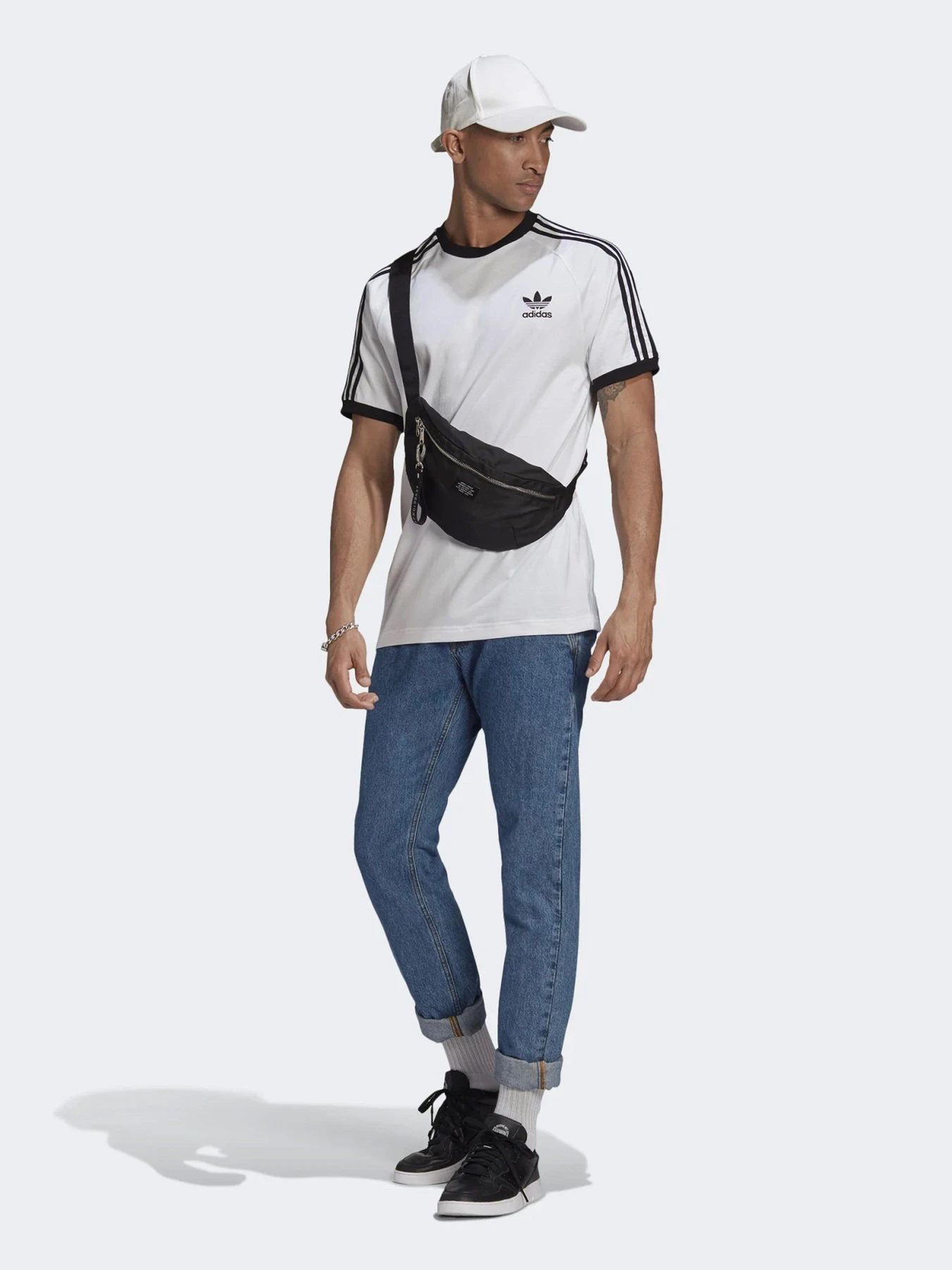 Футболки і поло Adidas ADICOLOR CLASSICS 3-STRIPES модель GN3494 Футболки і поло Adidas ADICOLOR CLASSICS 3-STRIPES модель GN3494 Фото
