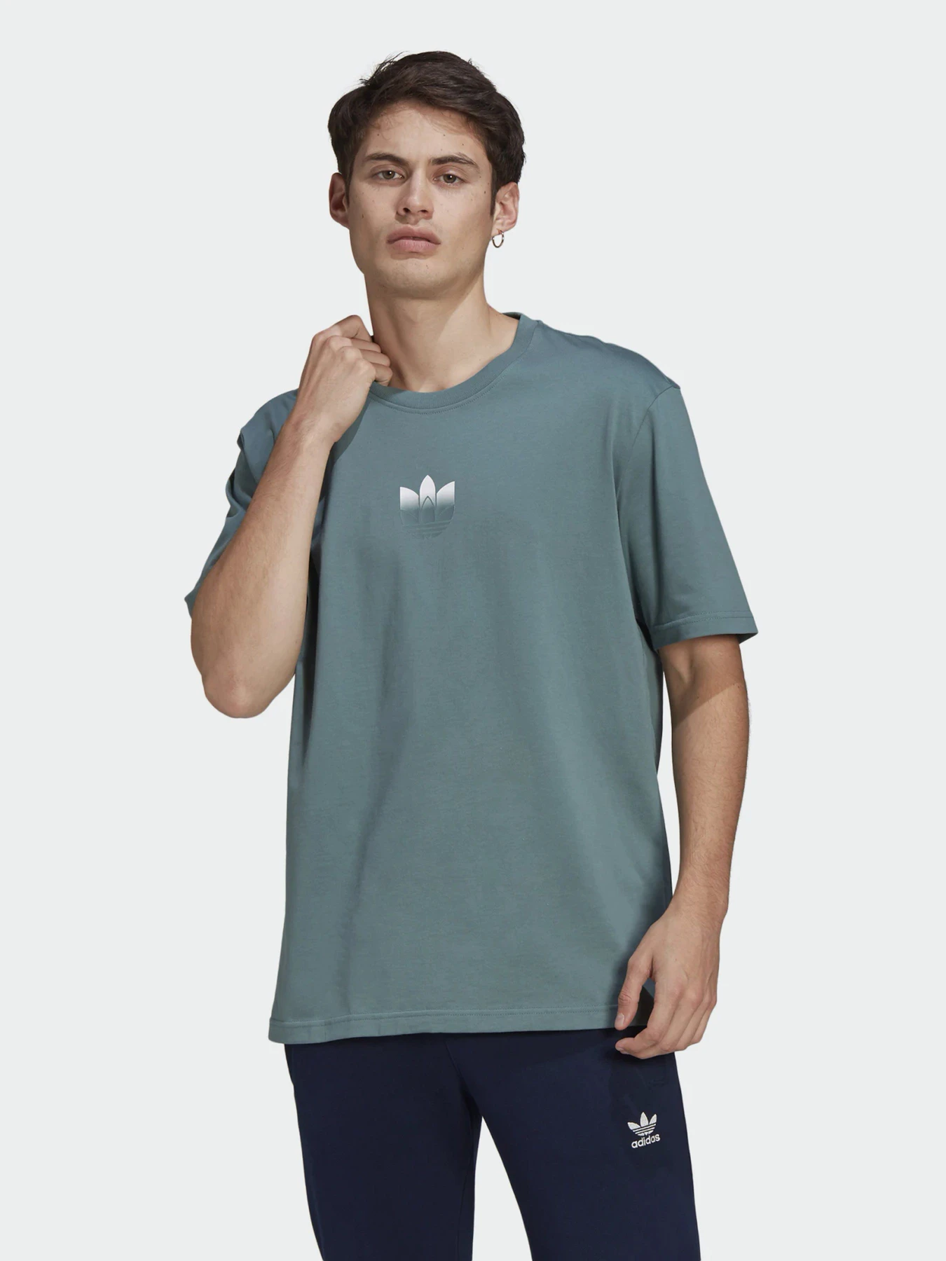 Футболки і поло Adidas ADICOLOR 3D TREFOIL GRAPHIC модель GN3541 Футболки і поло Adidas ADICOLOR 3D TREFOIL GRAPHIC модель GN3541 Фото