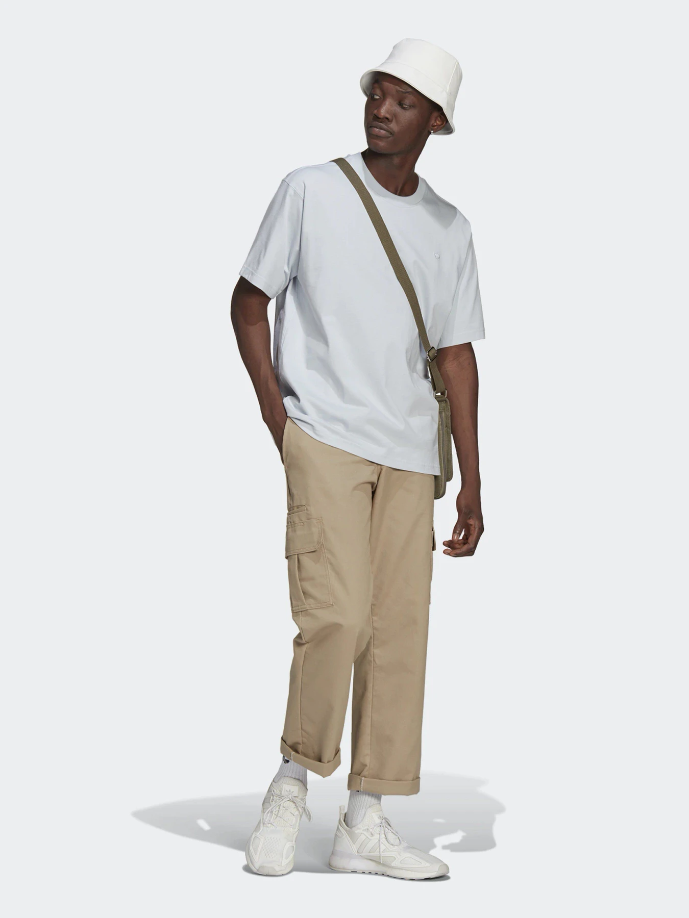 Футболки і поло Adidas Adicolor Premium модель GN3378 Футболки і поло Adidas Adicolor Premium модель GN3378 Фото