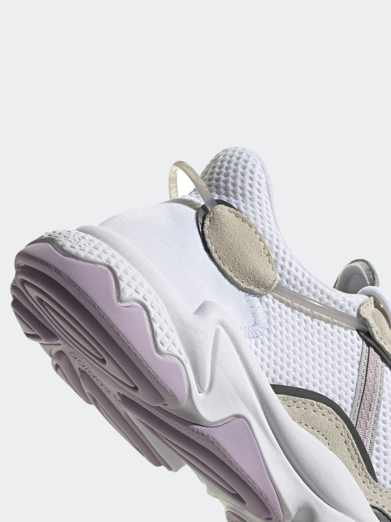 Кросівки Adidas OZWEEGO Originals модель EG9204 Кросівки Adidas OZWEEGO Originals модель EG9204 Фото